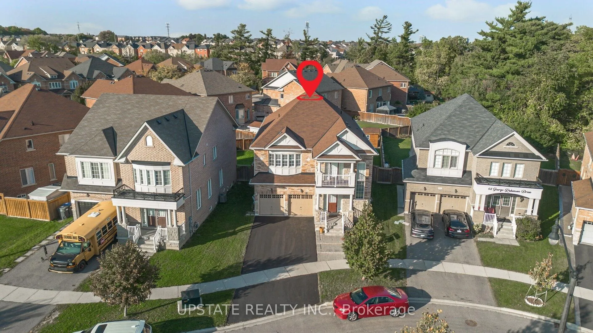 Photo 33 of 66 George Robinson Drive, Brampton, Credit Valley — HOMEH