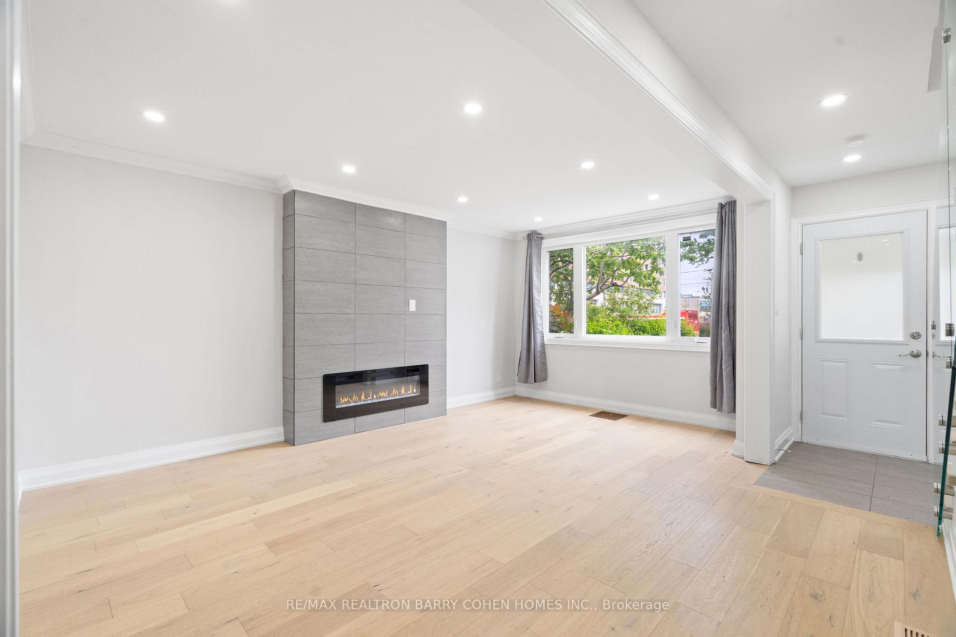 Photo 8 of 918 Eglinton Avenue E, Toronto, Leaside — HOMEH