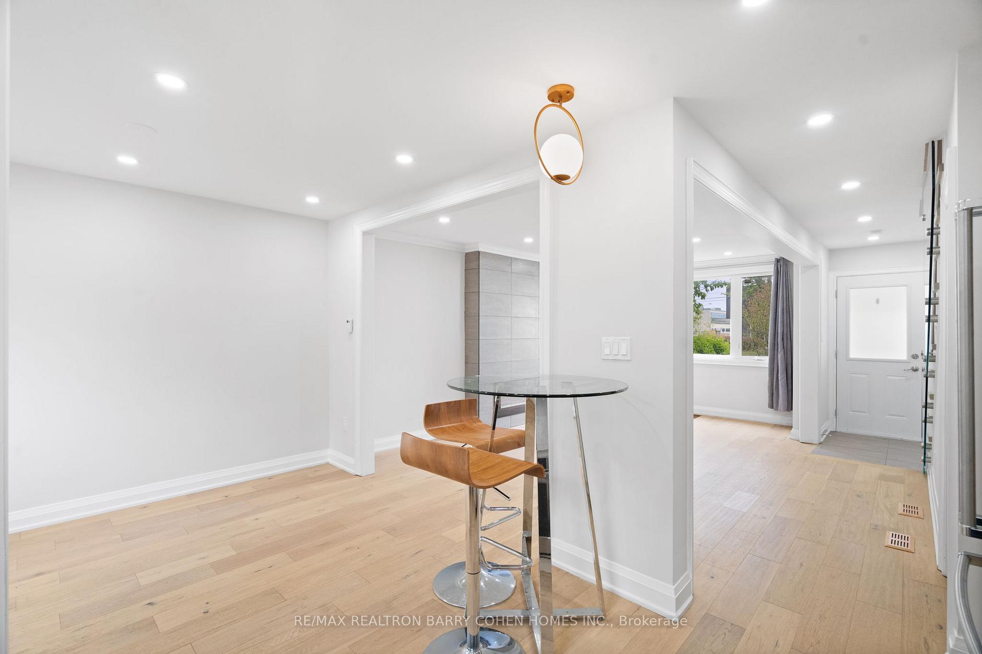 Photo 19 of 918 Eglinton Avenue E, Toronto, Leaside — HOMEH