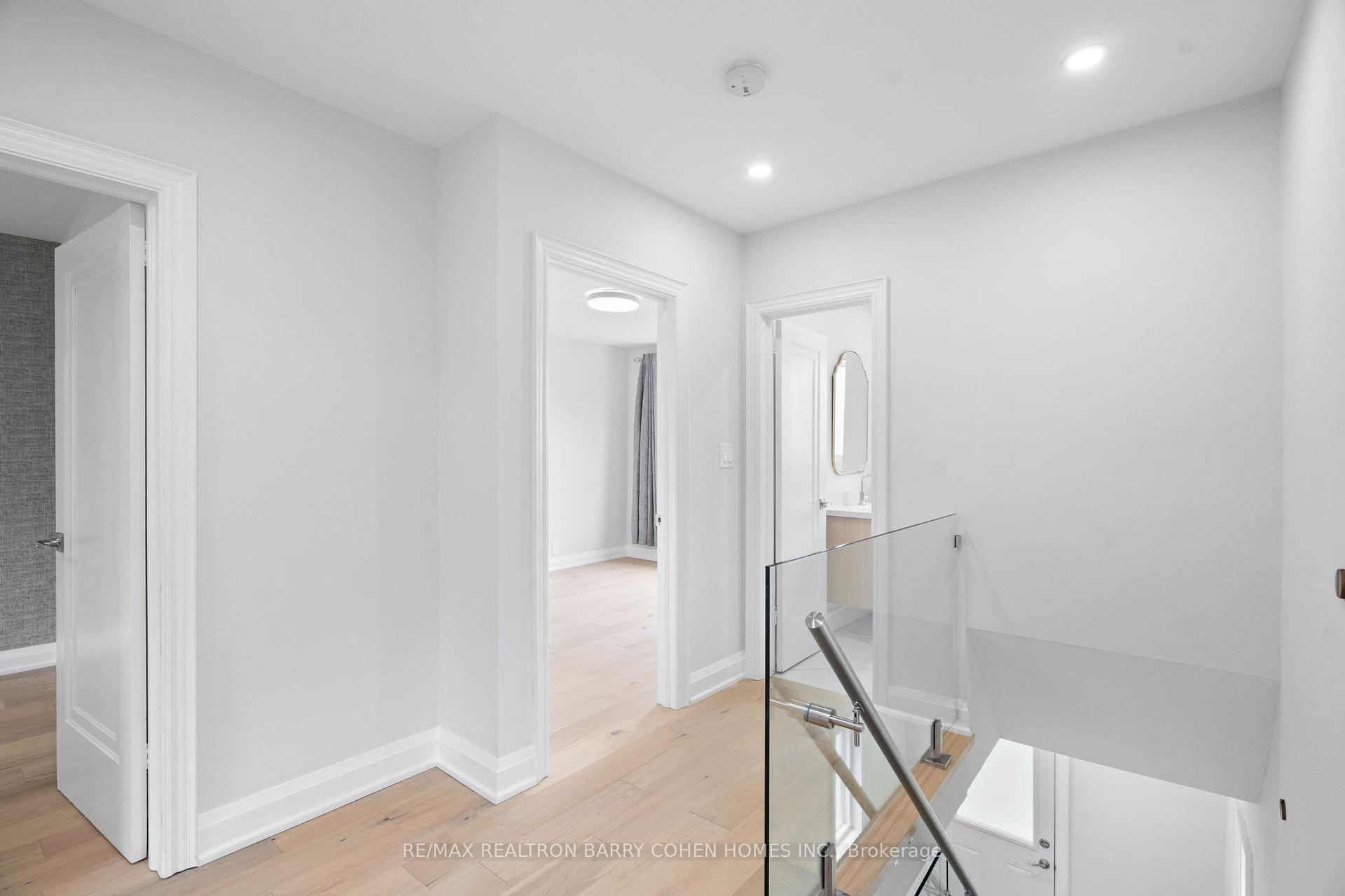Photo 22 of 918 Eglinton Avenue E, Toronto, Leaside — HOMEH