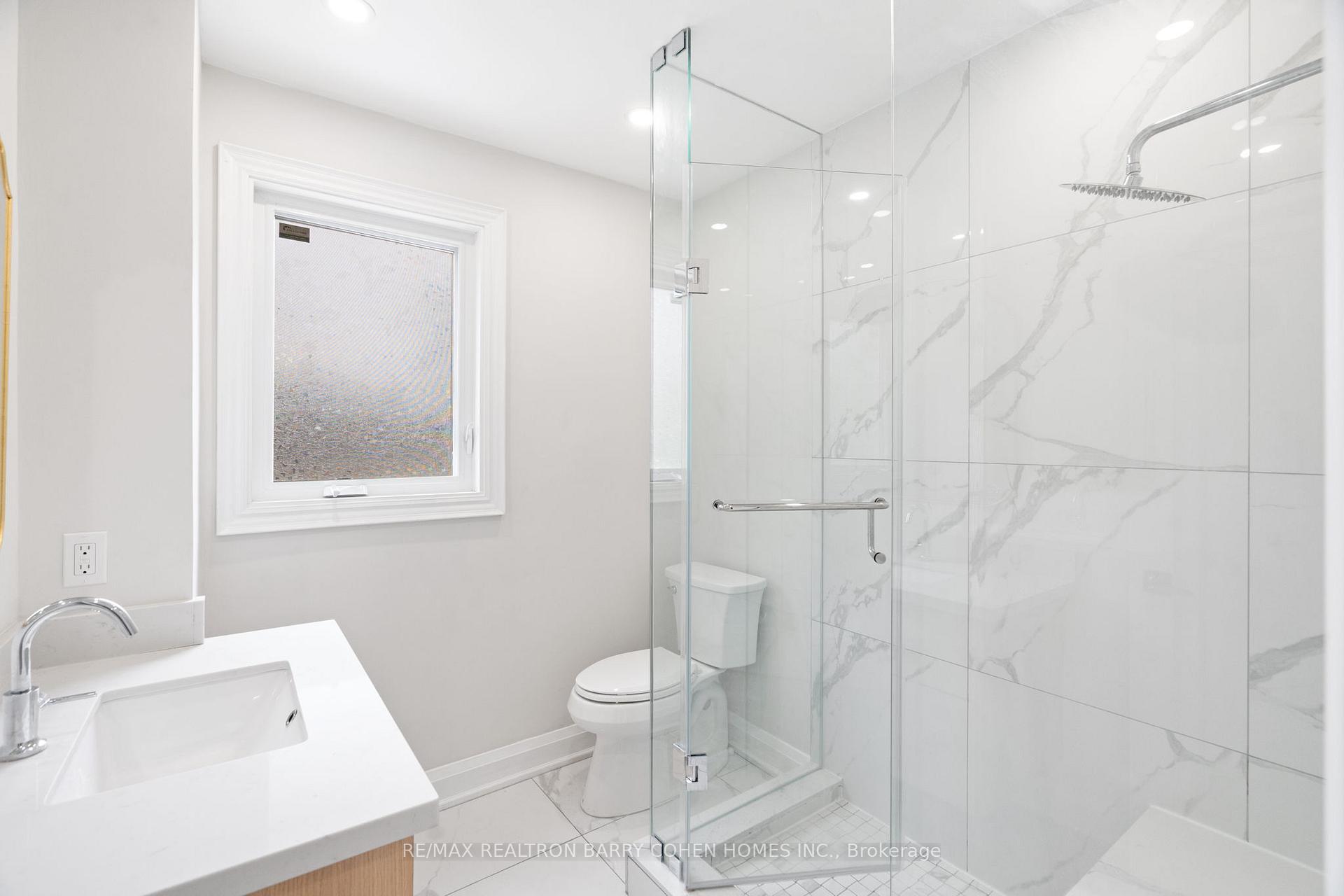 Photo 30 of 918 Eglinton Avenue E, Toronto, Leaside — HOMEH