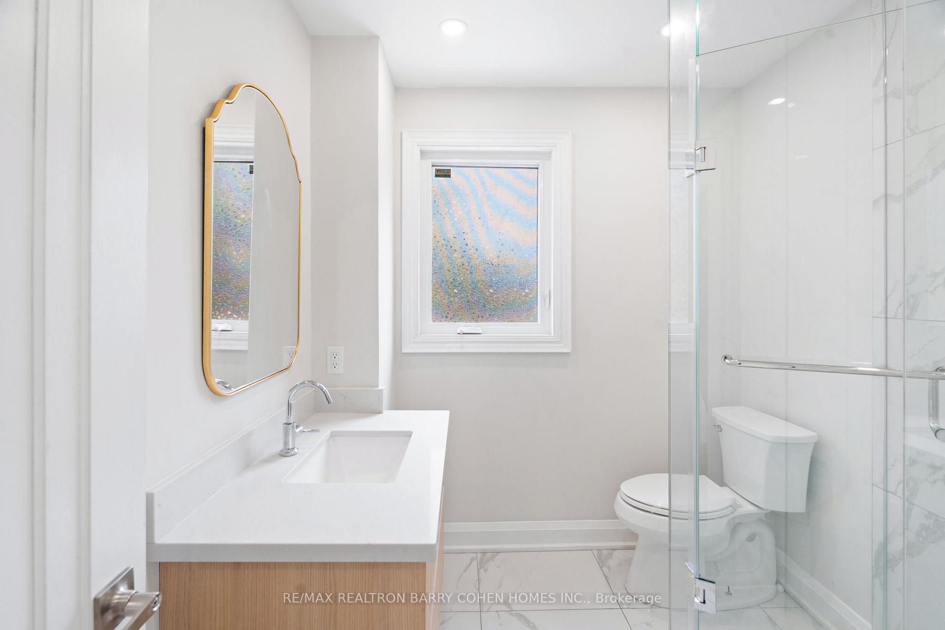 Photo 31 of 918 Eglinton Avenue E, Toronto, Leaside — HOMEH