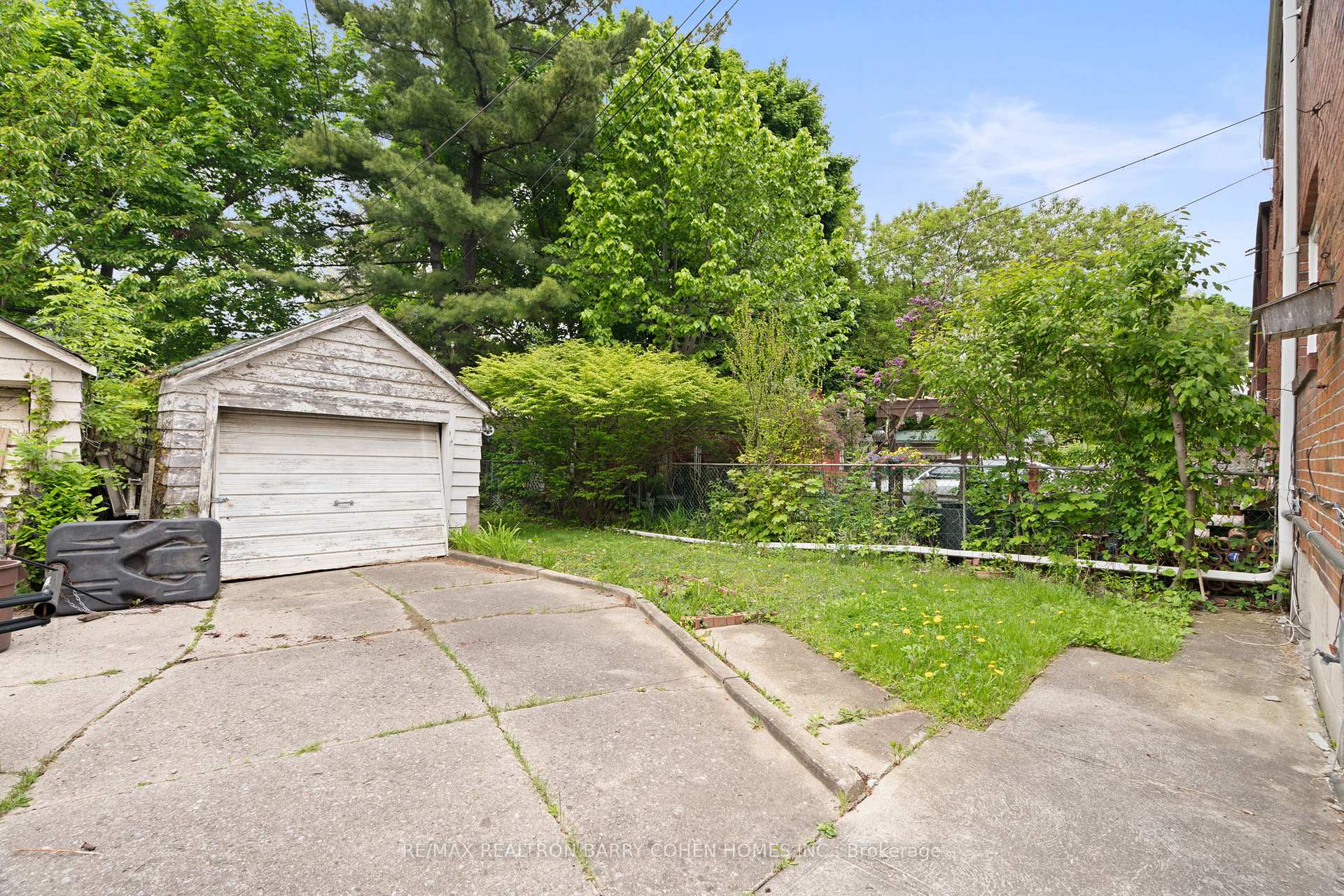 Photo 38 of 918 Eglinton Avenue E, Toronto, Leaside — HOMEH