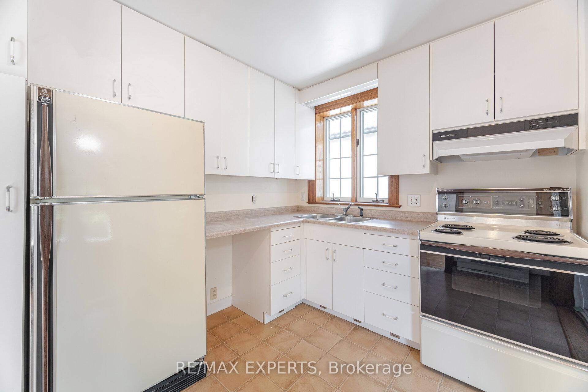 Photo 27 of 121 Belsize Drive, Toronto, Mount Pleasant West — HOMEH