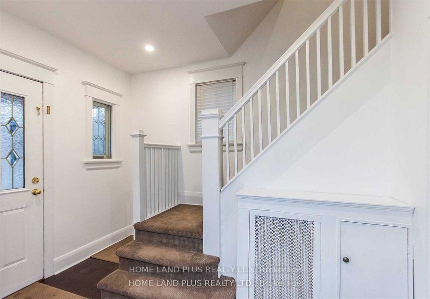 Photo 4 of 274 Sheldrake Boulevard, Toronto, Mount Pleasant East — HOMEH