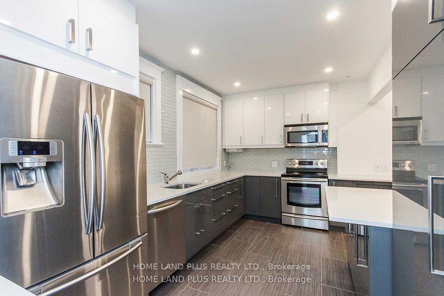 Photo 8 of 274 Sheldrake Boulevard, Toronto, Mount Pleasant East — HOMEH