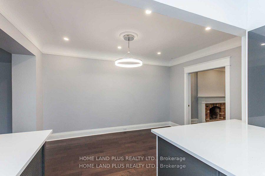 Photo 9 of 274 Sheldrake Boulevard, Toronto, Mount Pleasant East — HOMEH