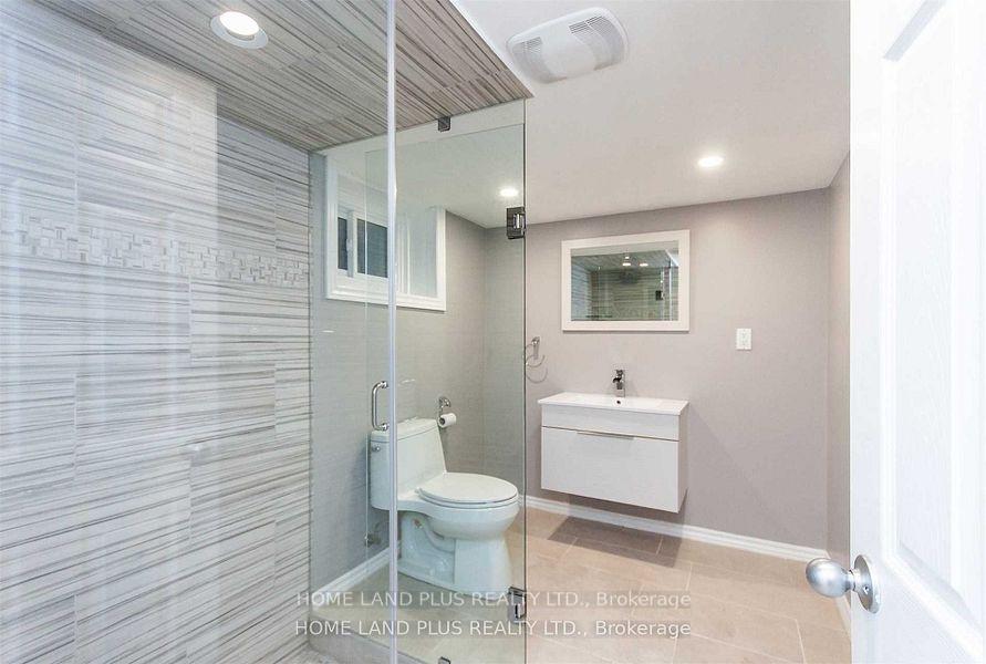 Photo 13 of 274 Sheldrake Boulevard, Toronto, Mount Pleasant East — HOMEH