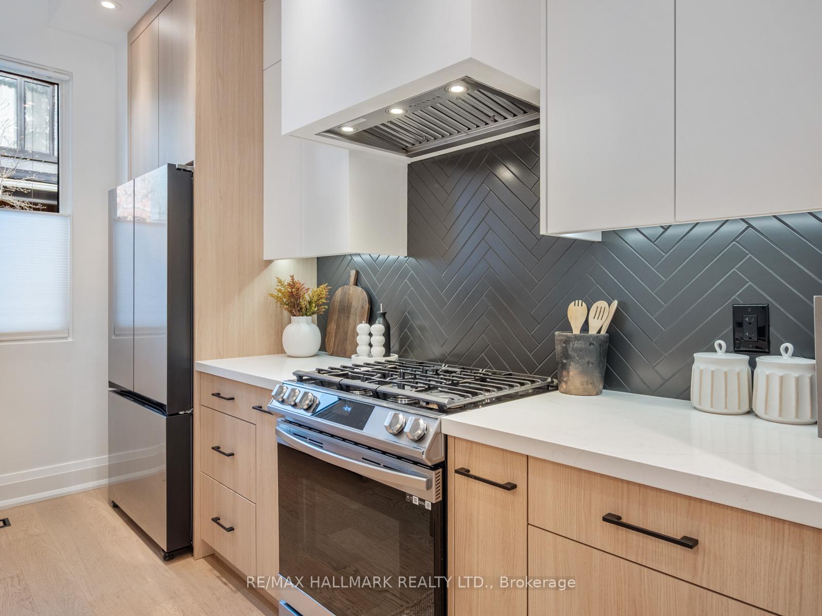 Photo 7 of 47 Allen Avenue, Toronto, South Riverdale — HOMEH
