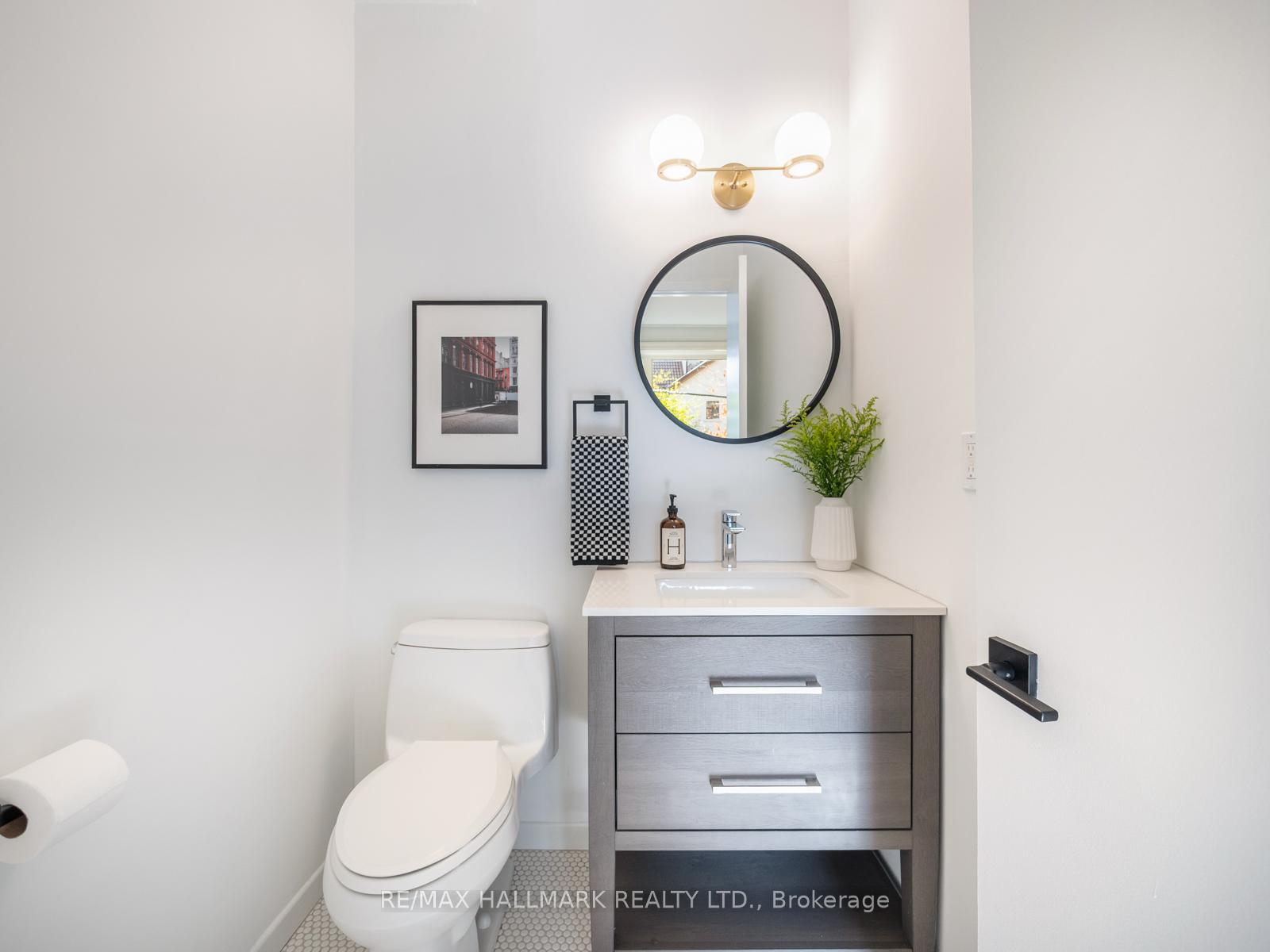Photo 33 of 47 Allen Avenue, Toronto, South Riverdale — HOMEH