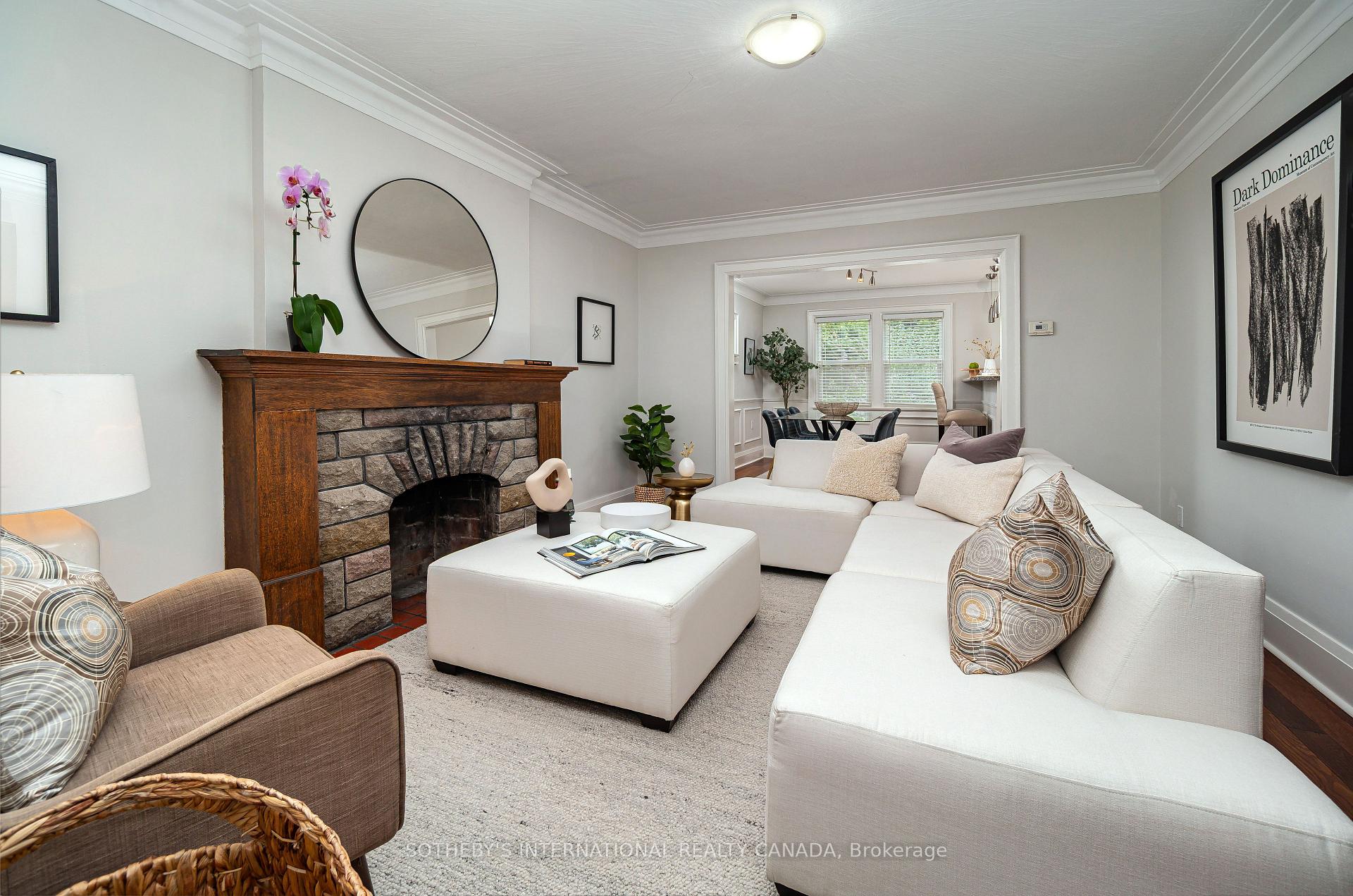 Photo 4 of 147 Rumsey Road, Toronto, Leaside — HOMEH