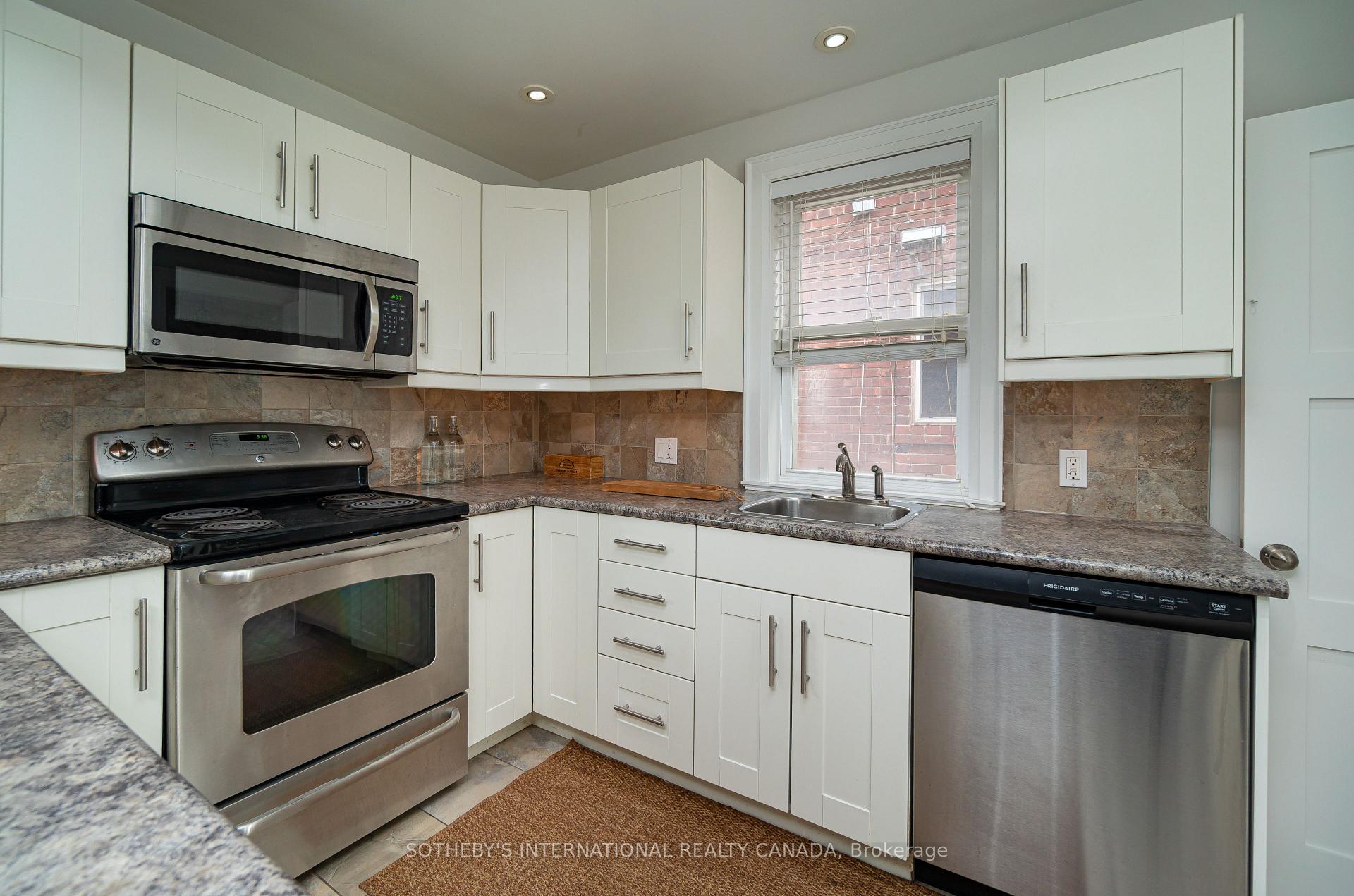 Photo 12 of 147 Rumsey Road, Toronto, Leaside — HOMEH