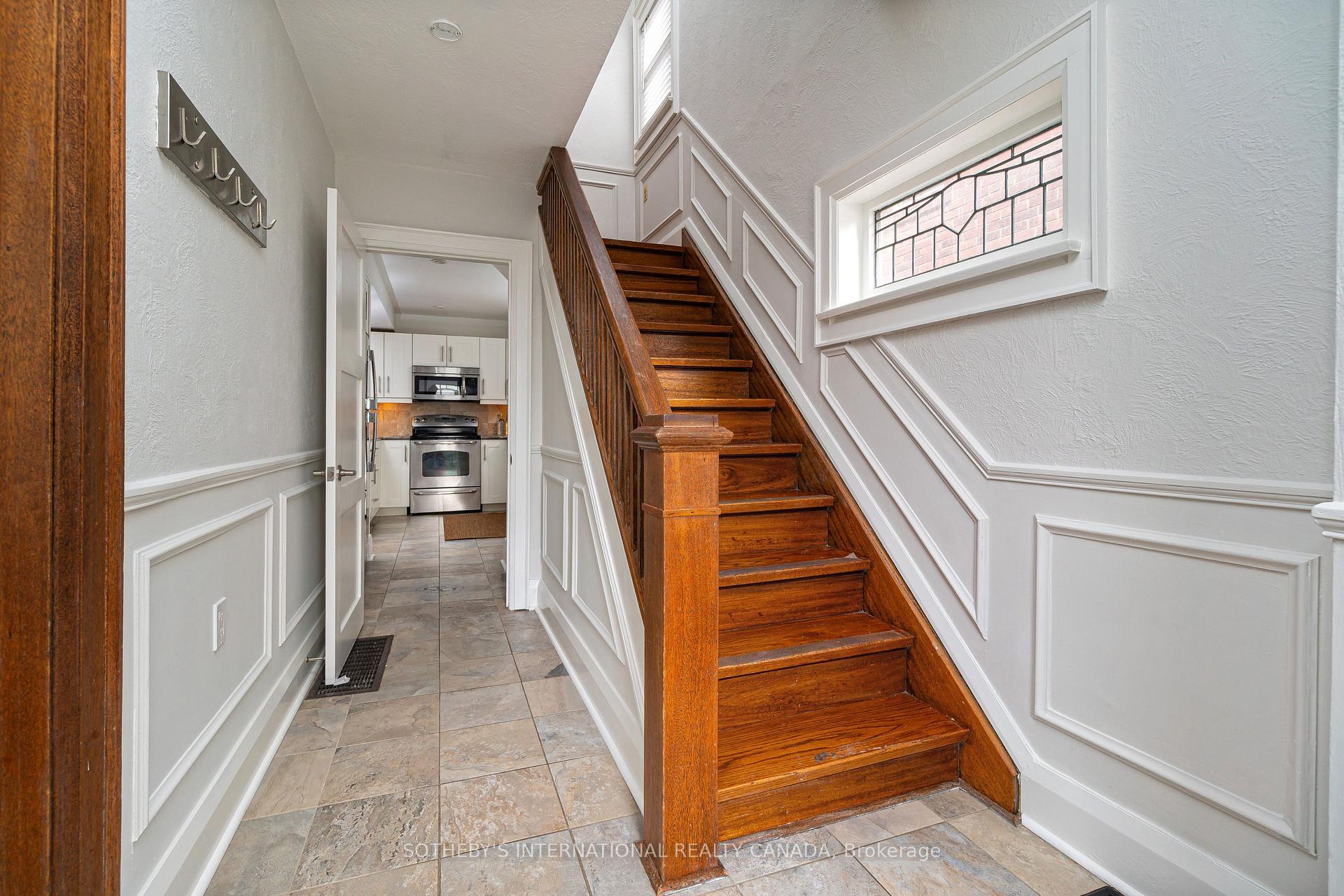 Photo 14 of 147 Rumsey Road, Toronto, Leaside — HOMEH