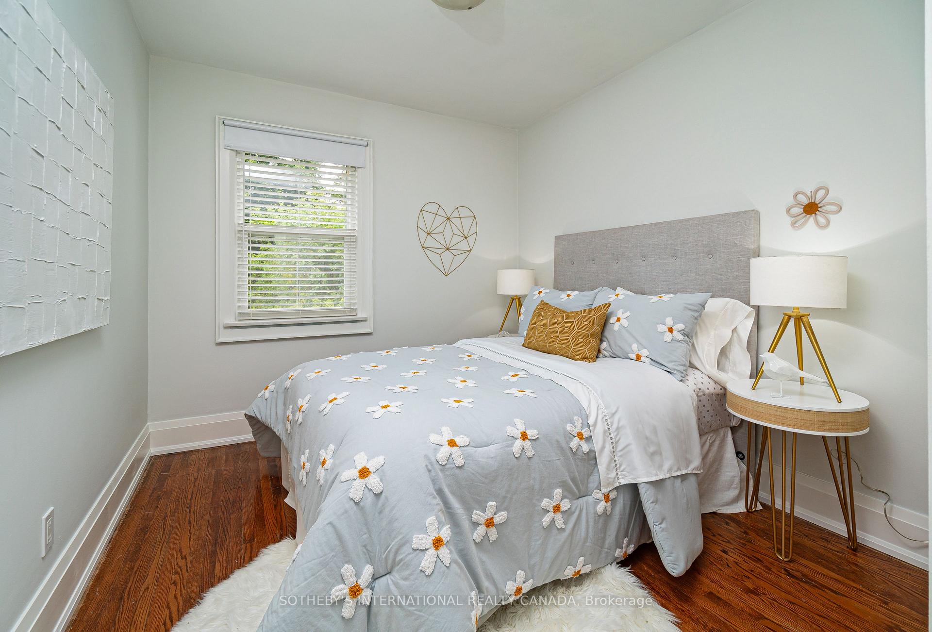 Photo 22 of 147 Rumsey Road, Toronto, Leaside — HOMEH