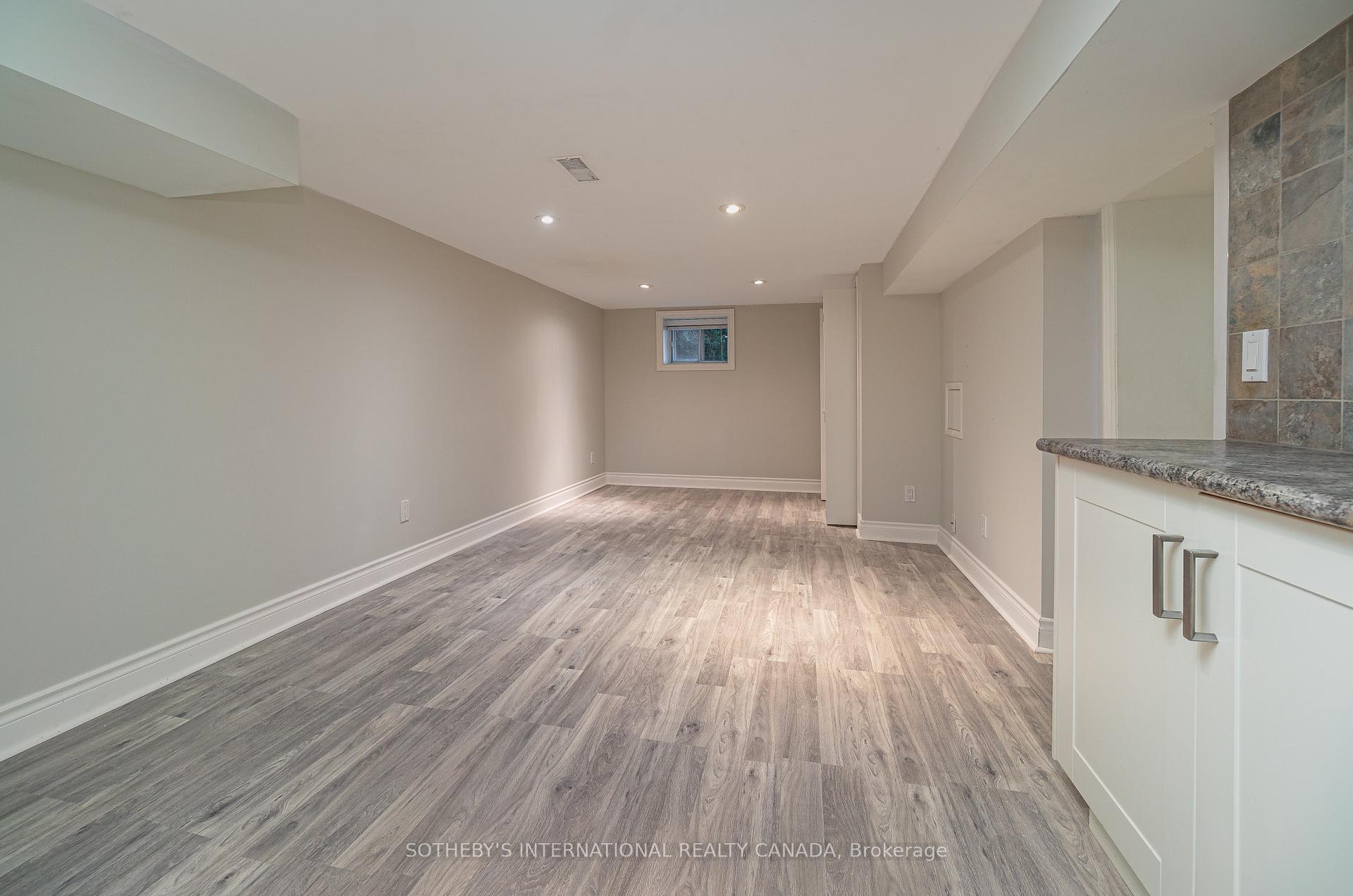 Photo 23 of 147 Rumsey Road, Toronto, Leaside — HOMEH