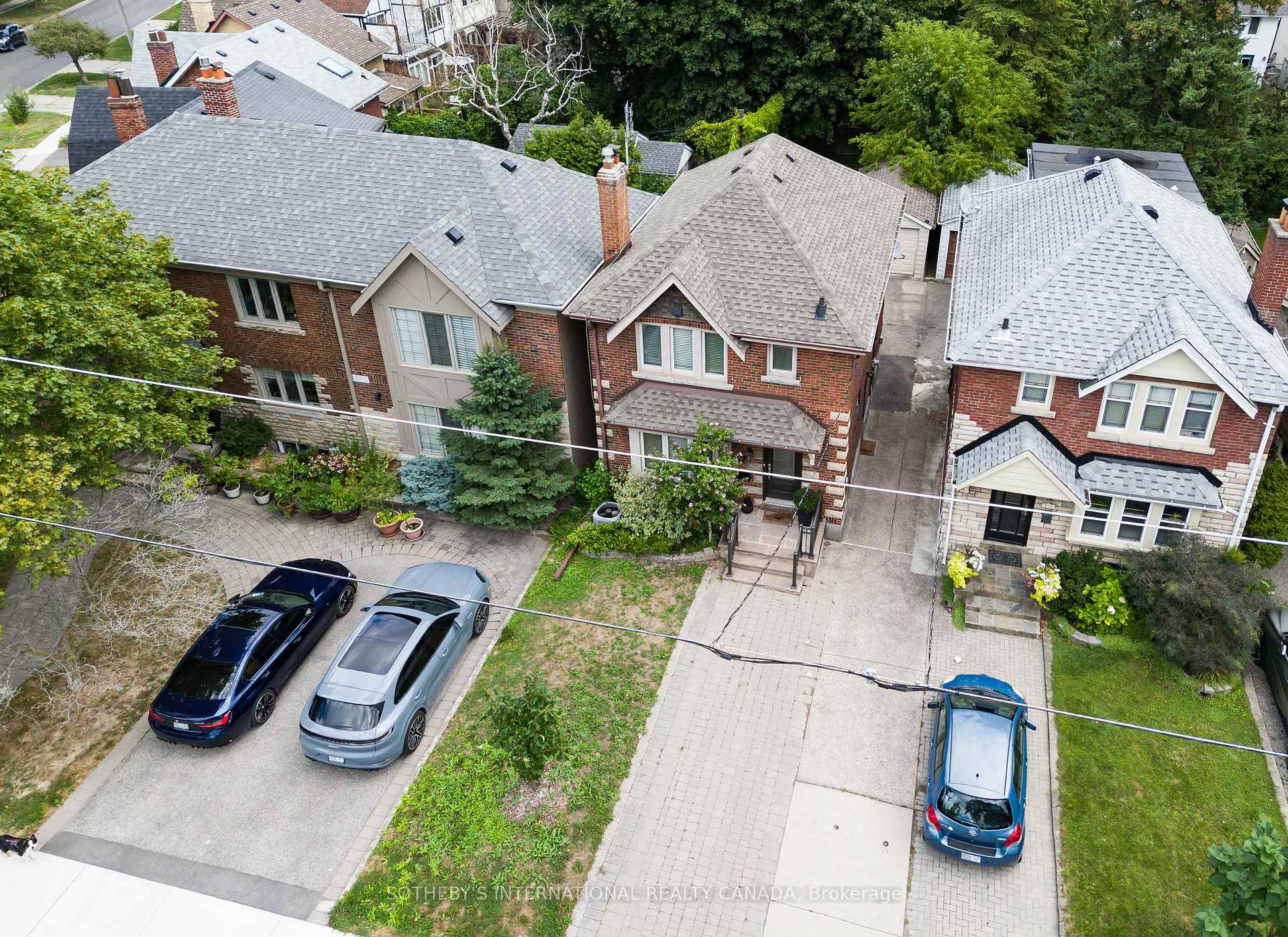 Photo 34 of 147 Rumsey Road, Toronto, Leaside — HOMEH