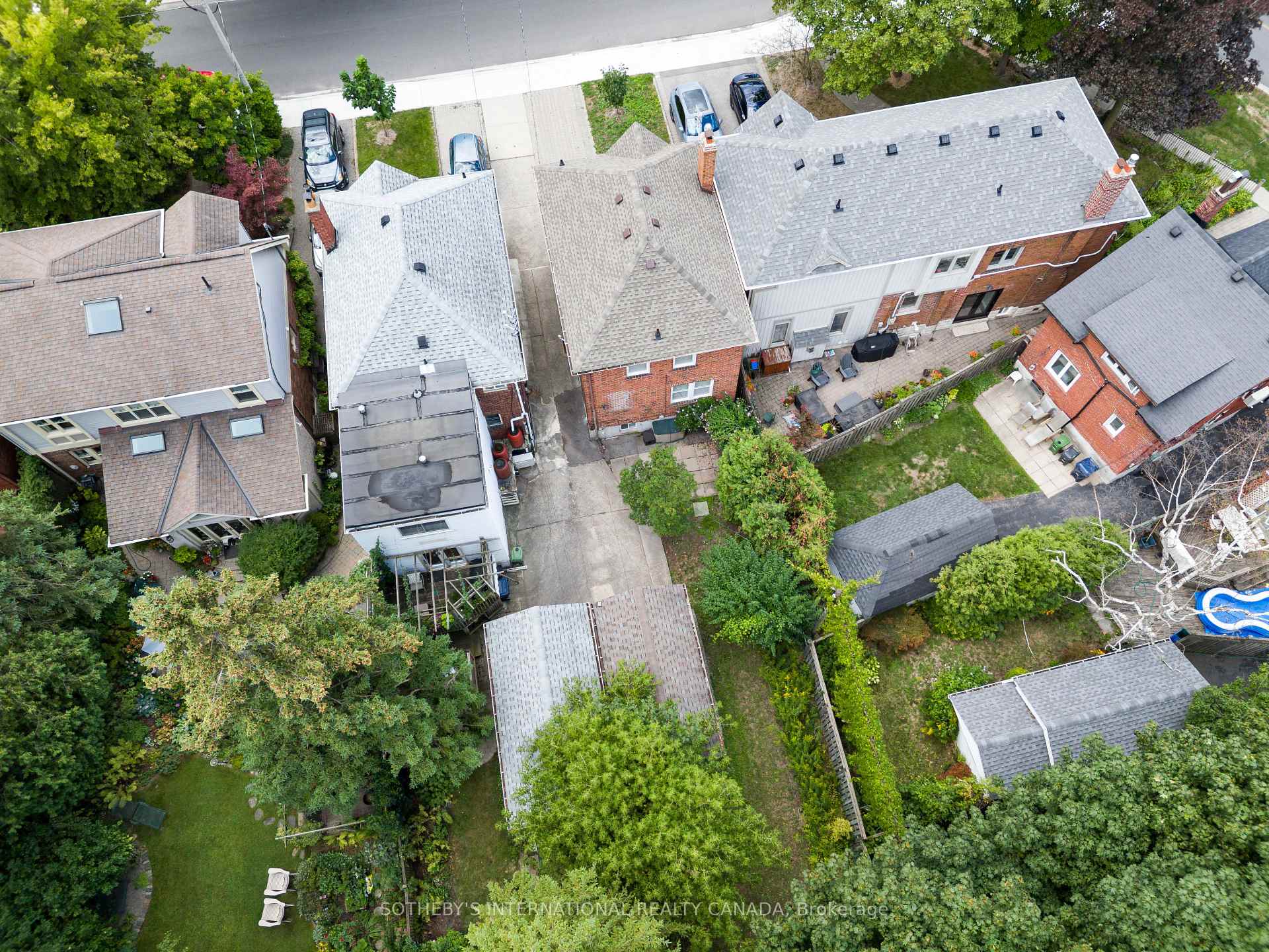 Photo 35 of 147 Rumsey Road, Toronto, Leaside — HOMEH