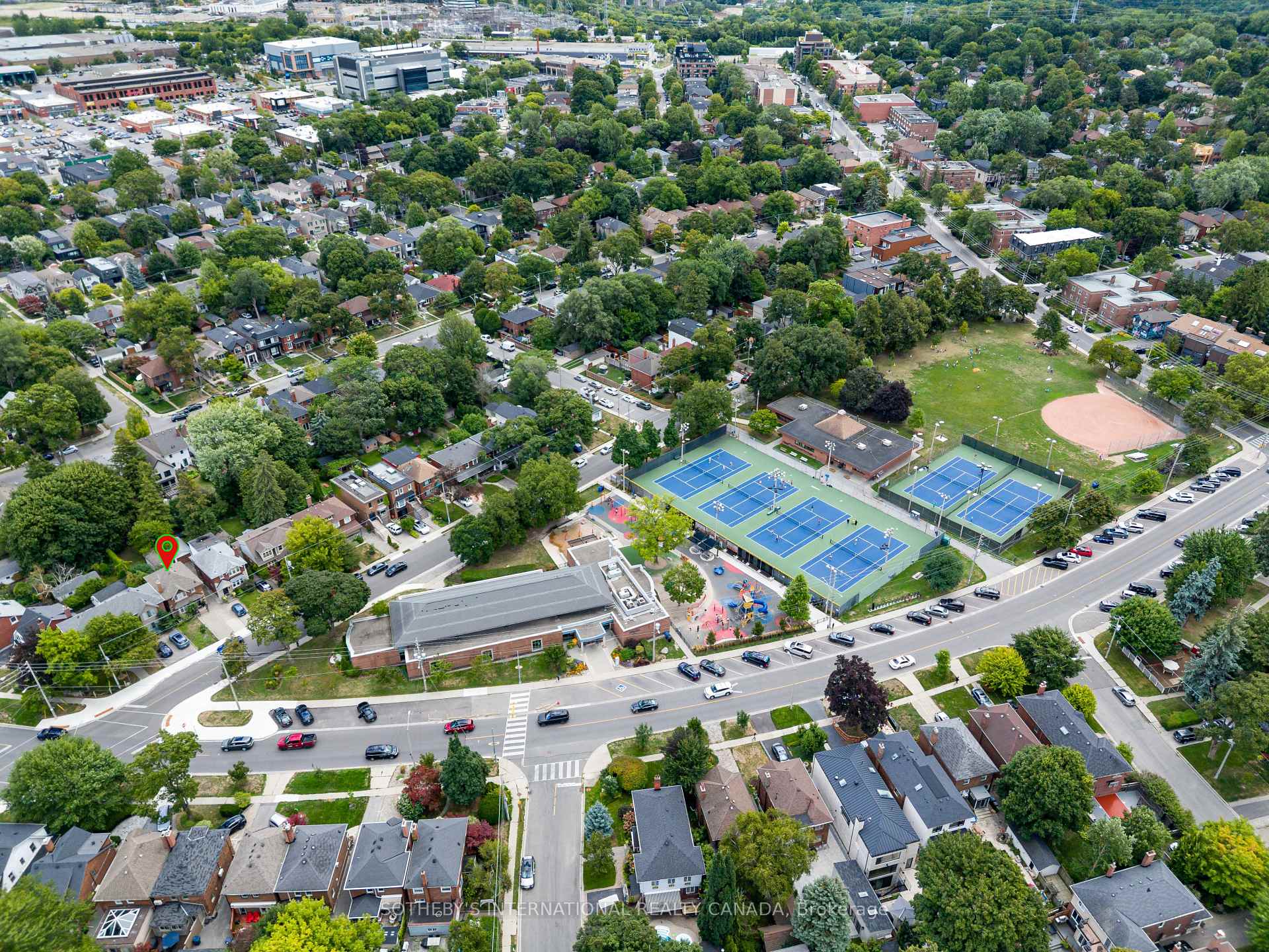 Photo 40 of 147 Rumsey Road, Toronto, Leaside — HOMEH
