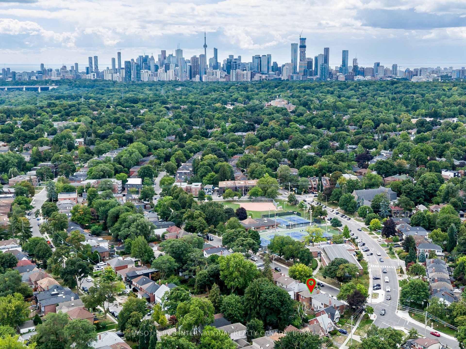 Photo 42 of 147 Rumsey Road, Toronto, Leaside — HOMEH