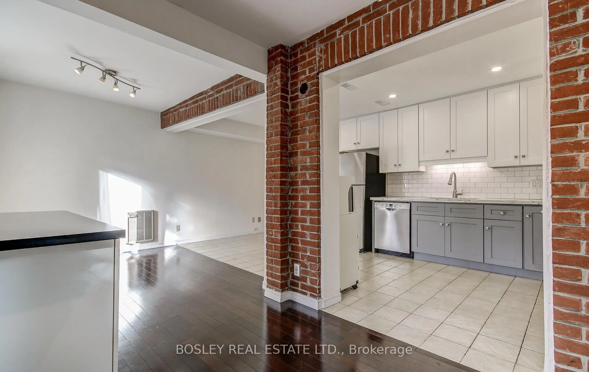 Photo 12 of Unit Upper, 376 Berkeley Street, Toronto, Moss Park — HOMEH