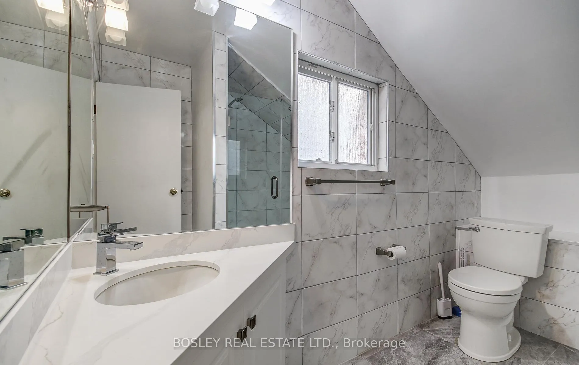 Photo 21 of Unit Upper, 376 Berkeley Street, Toronto, Moss Park — HOMEH