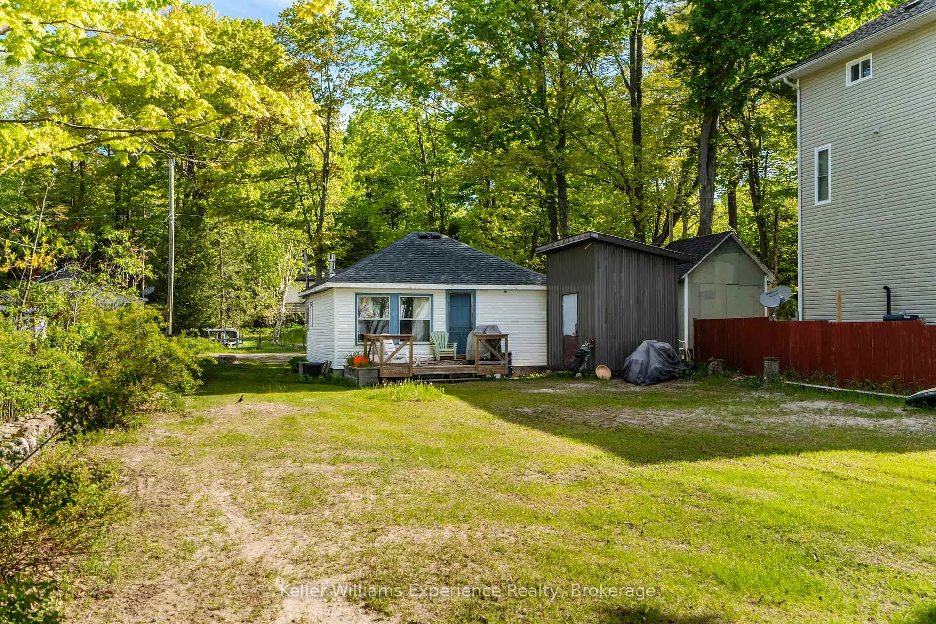 Photo 8 of 70 Wahnekewening Drive, Tiny, Rural Tiny — HOMEH
