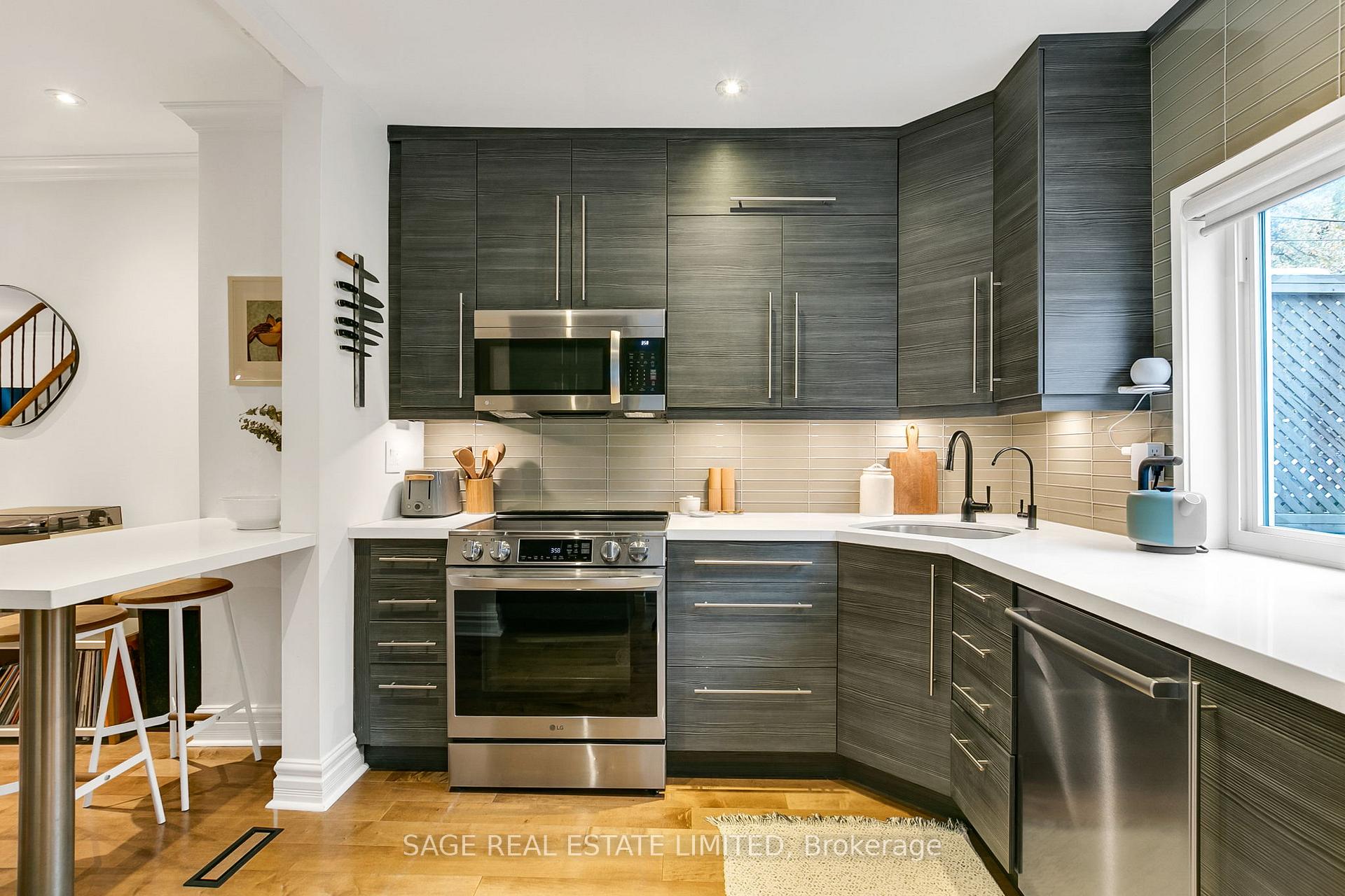 Photo 13 of 40 Kildonan Road, Toronto, East End-Danforth — HOMEH