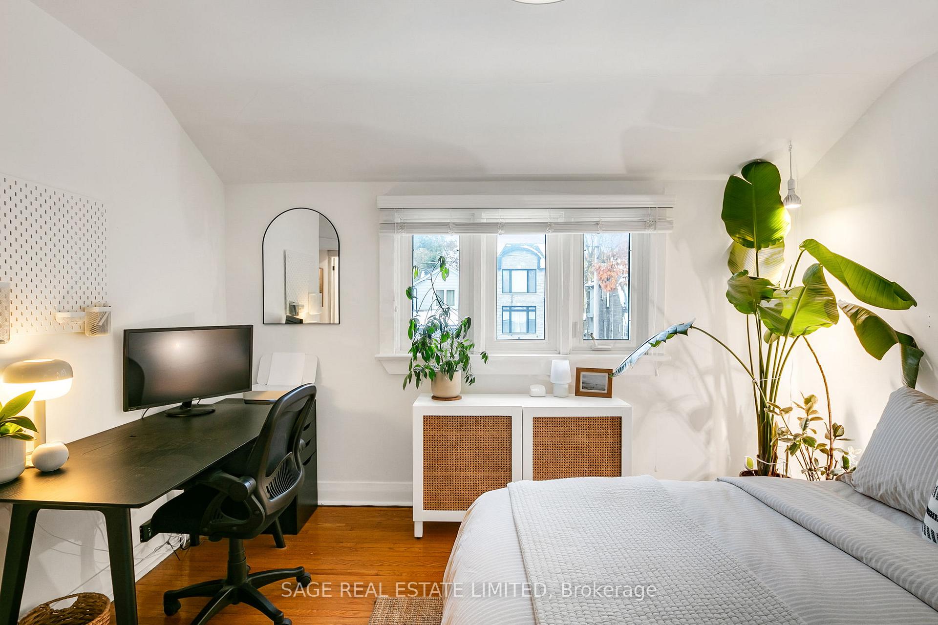 Photo 22 of 40 Kildonan Road, Toronto, East End-Danforth — HOMEH