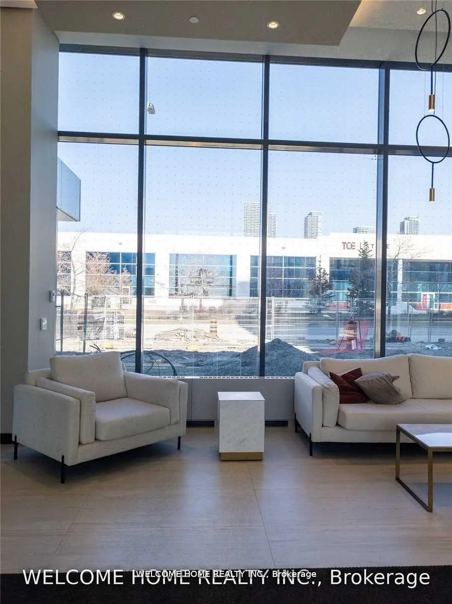Photo 13 of Unit 710, 38 Honeycrisp Crescent, Vaughan, Vaughan Corporate Centre — HOMEH