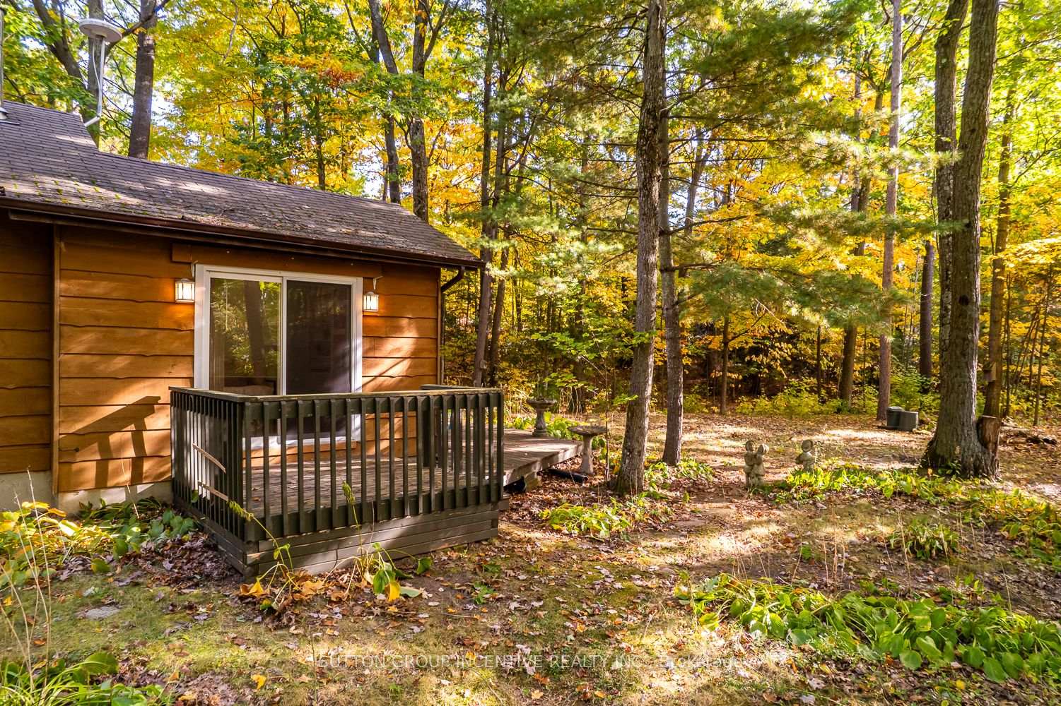 Photo 4 of 11 Bourgeois Court, Tiny, Rural Tiny — HOMEH