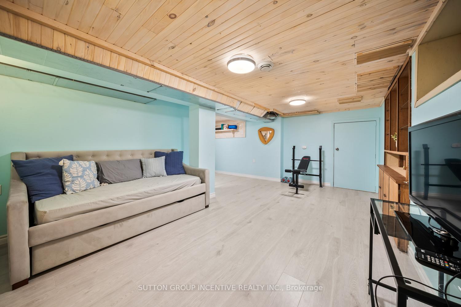 Photo 31 of 11 Bourgeois Court, Tiny, Rural Tiny — HOMEH