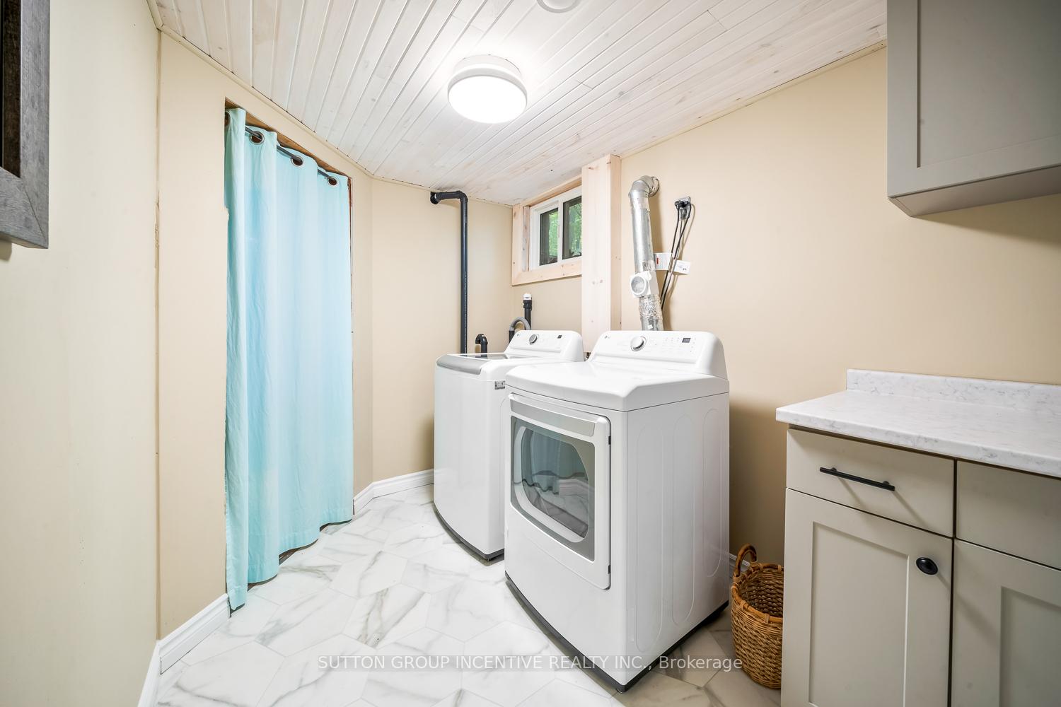 Photo 32 of 11 Bourgeois Court, Tiny, Rural Tiny — HOMEH