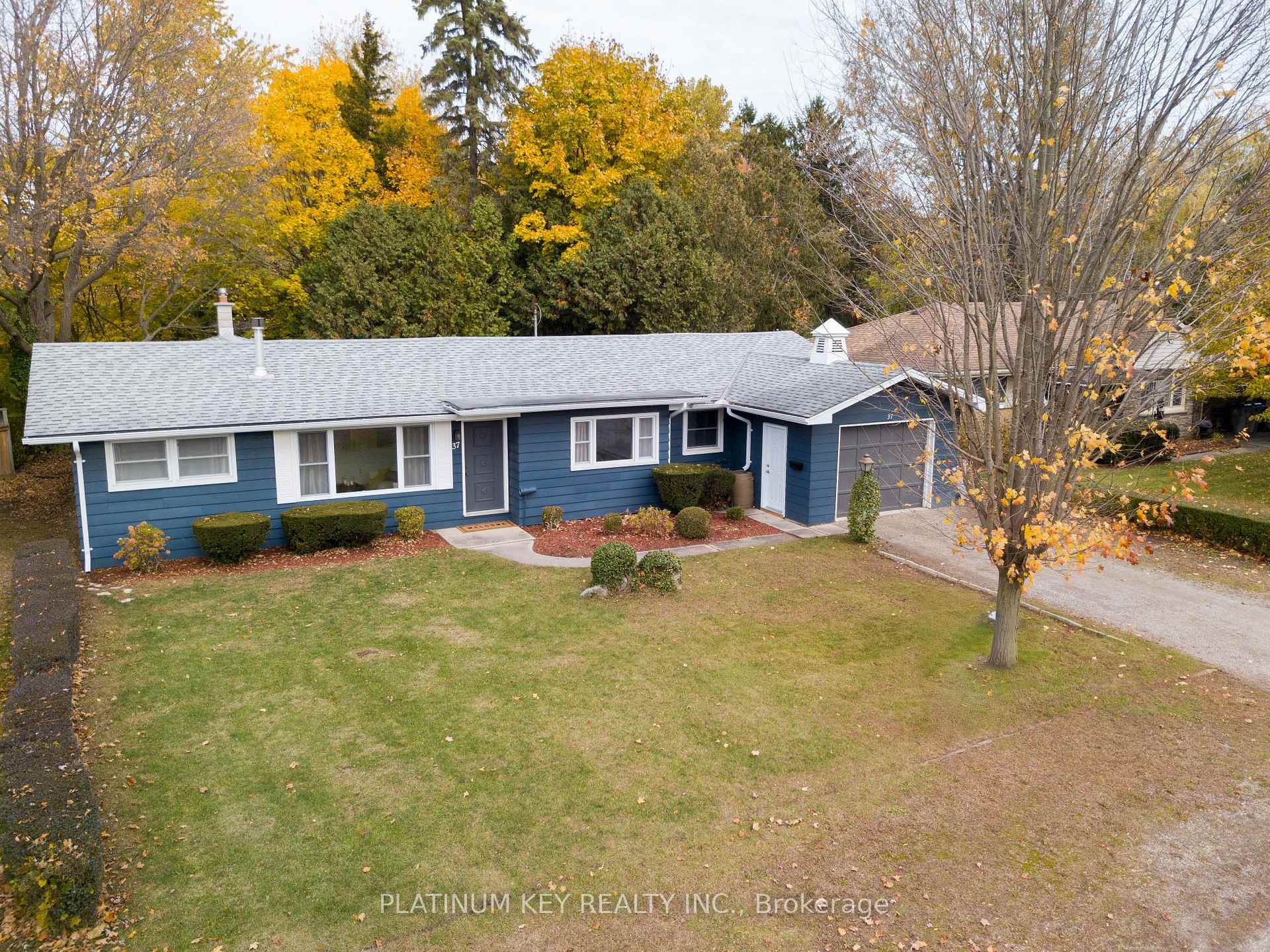 Photo 1 of 37 Arnella Crescent, Strathroy-Caradoc, NE — HOMEH