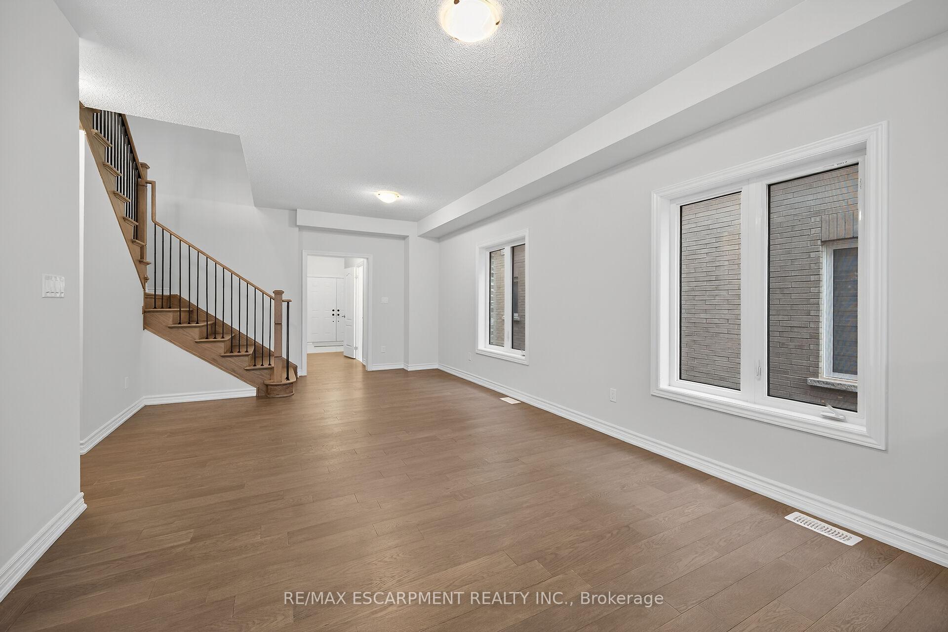 Photo 12 of 15 Huntsworth Avenue, Thorold, Thorold Downtown — HOMEH