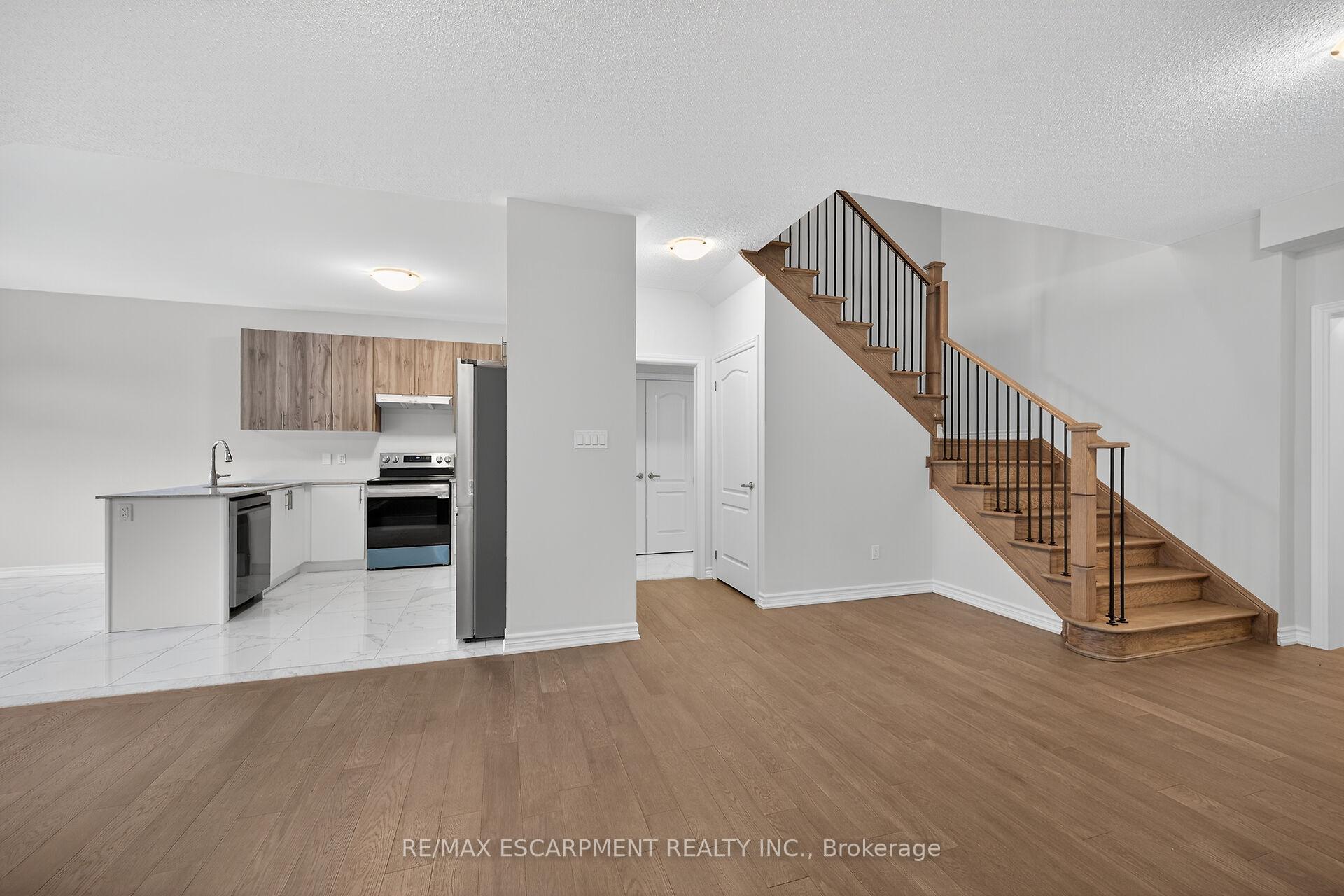 Photo 13 of 15 Huntsworth Avenue, Thorold, Thorold Downtown — HOMEH