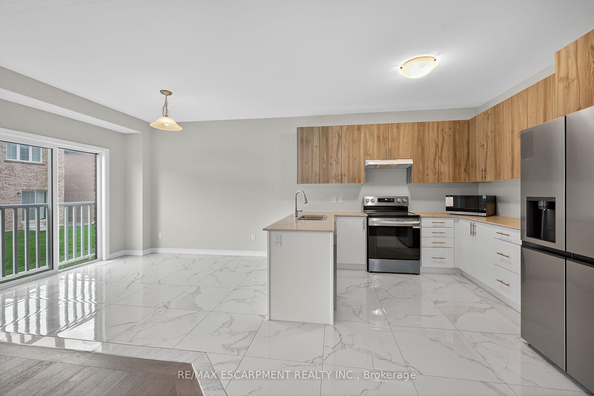 Photo 14 of 15 Huntsworth Avenue, Thorold, Thorold Downtown — HOMEH