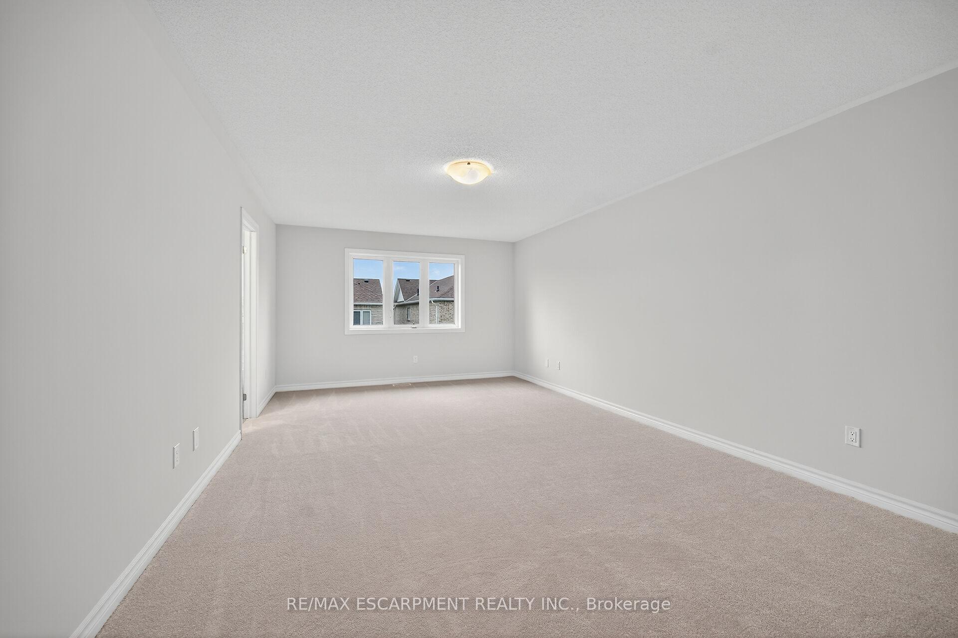 Photo 26 of 15 Huntsworth Avenue, Thorold, Thorold Downtown — HOMEH