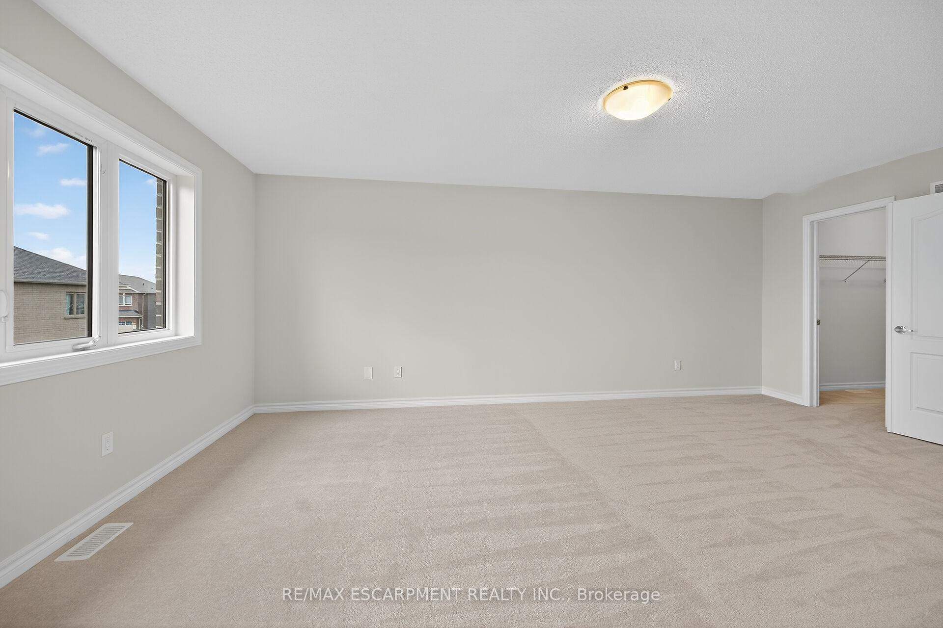 Photo 27 of 15 Huntsworth Avenue, Thorold, Thorold Downtown — HOMEH