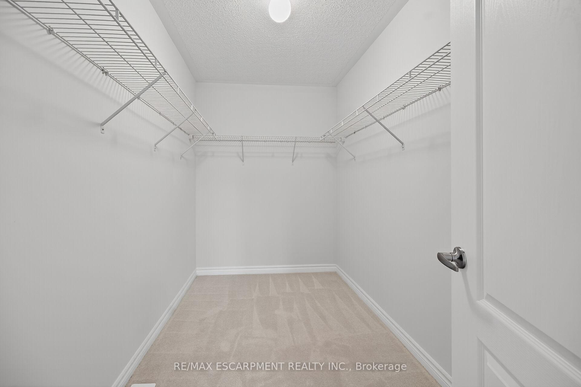 Photo 29 of 15 Huntsworth Avenue, Thorold, Thorold Downtown — HOMEH