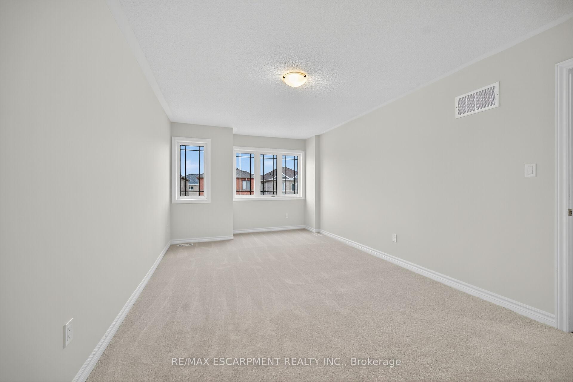 Photo 41 of 15 Huntsworth Avenue, Thorold, Thorold Downtown — HOMEH