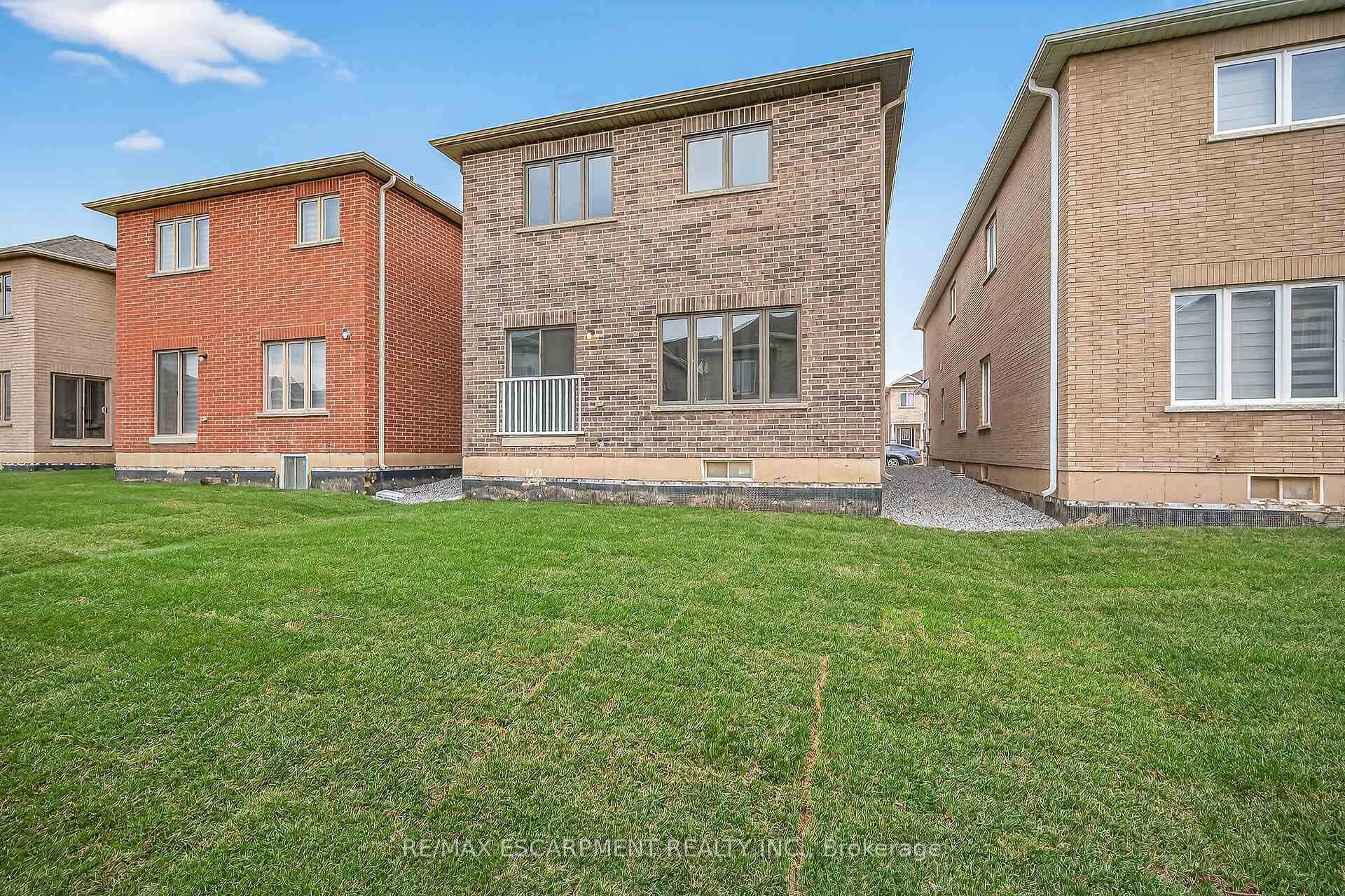 Photo 49 of 15 Huntsworth Avenue, Thorold, Thorold Downtown — HOMEH