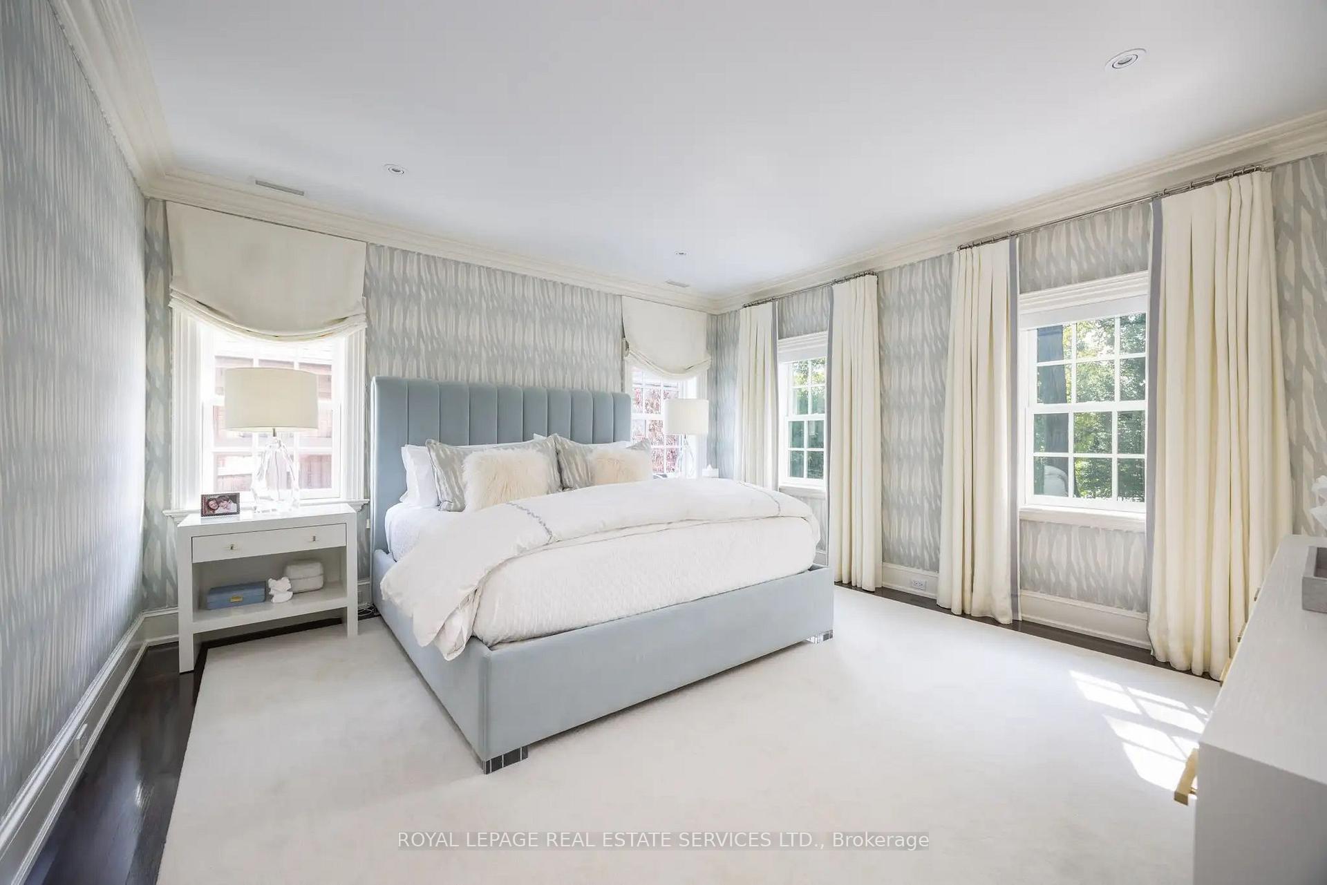 Photo 13 of 55 Douglas Drive, Toronto, Rosedale-Moore Park — HOMEH