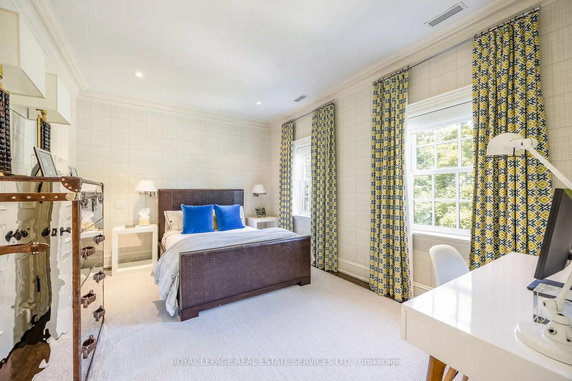 Photo 19 of 55 Douglas Drive, Toronto, Rosedale-Moore Park — HOMEH