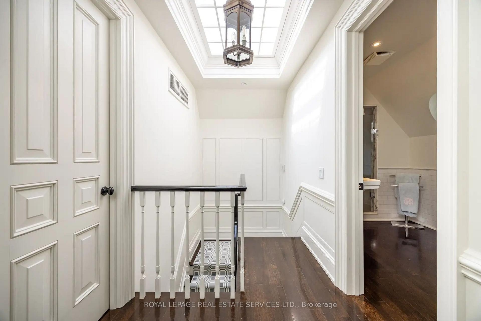 Photo 23 of 55 Douglas Drive, Toronto, Rosedale-Moore Park — HOMEH