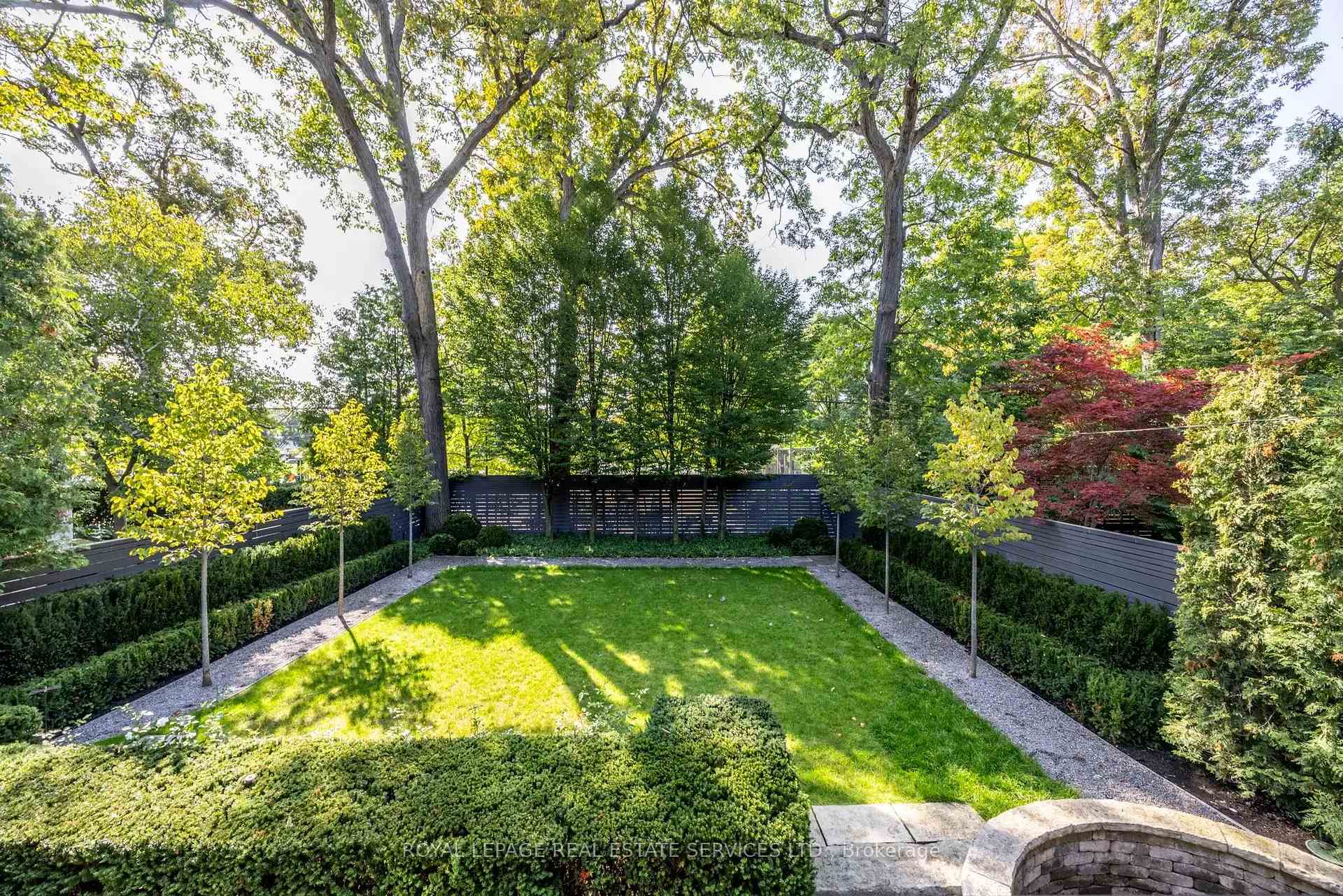 Photo 35 of 55 Douglas Drive, Toronto, Rosedale-Moore Park — HOMEH