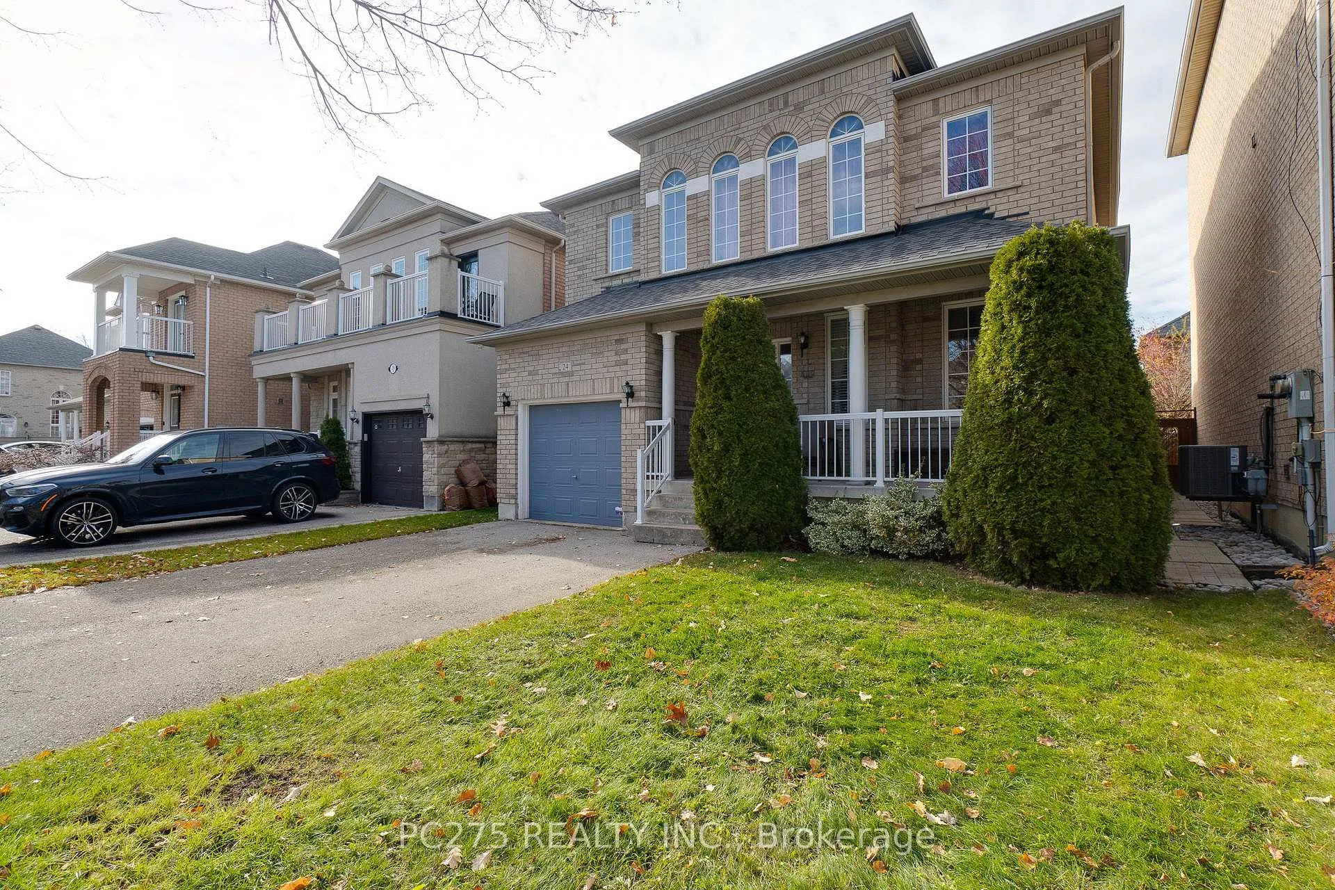 Photo 4 of 24 Wheatfield Drive, Vaughan, Vellore Village — HOMEH