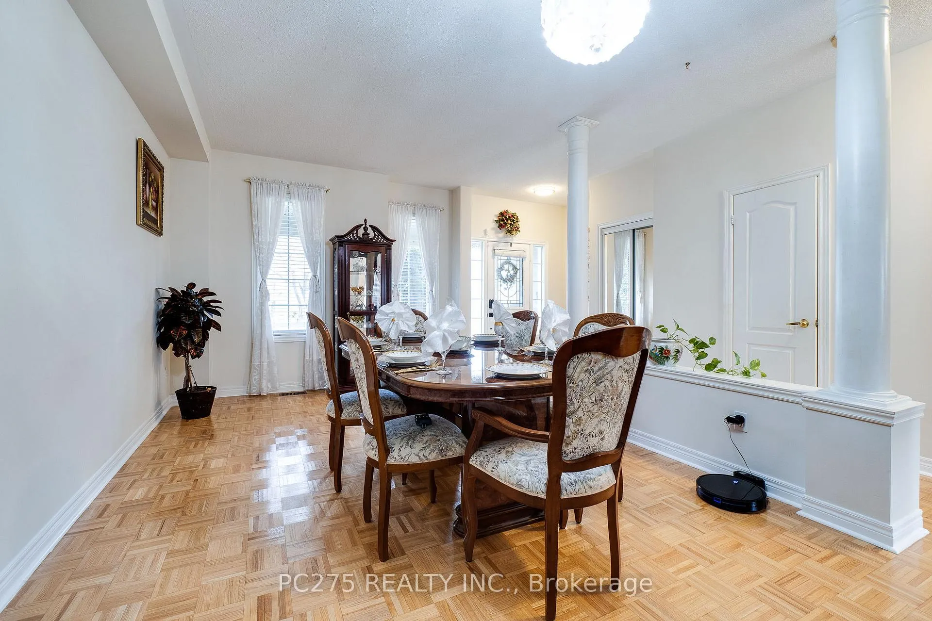 Photo 10 of 24 Wheatfield Drive, Vaughan, Vellore Village — HOMEH