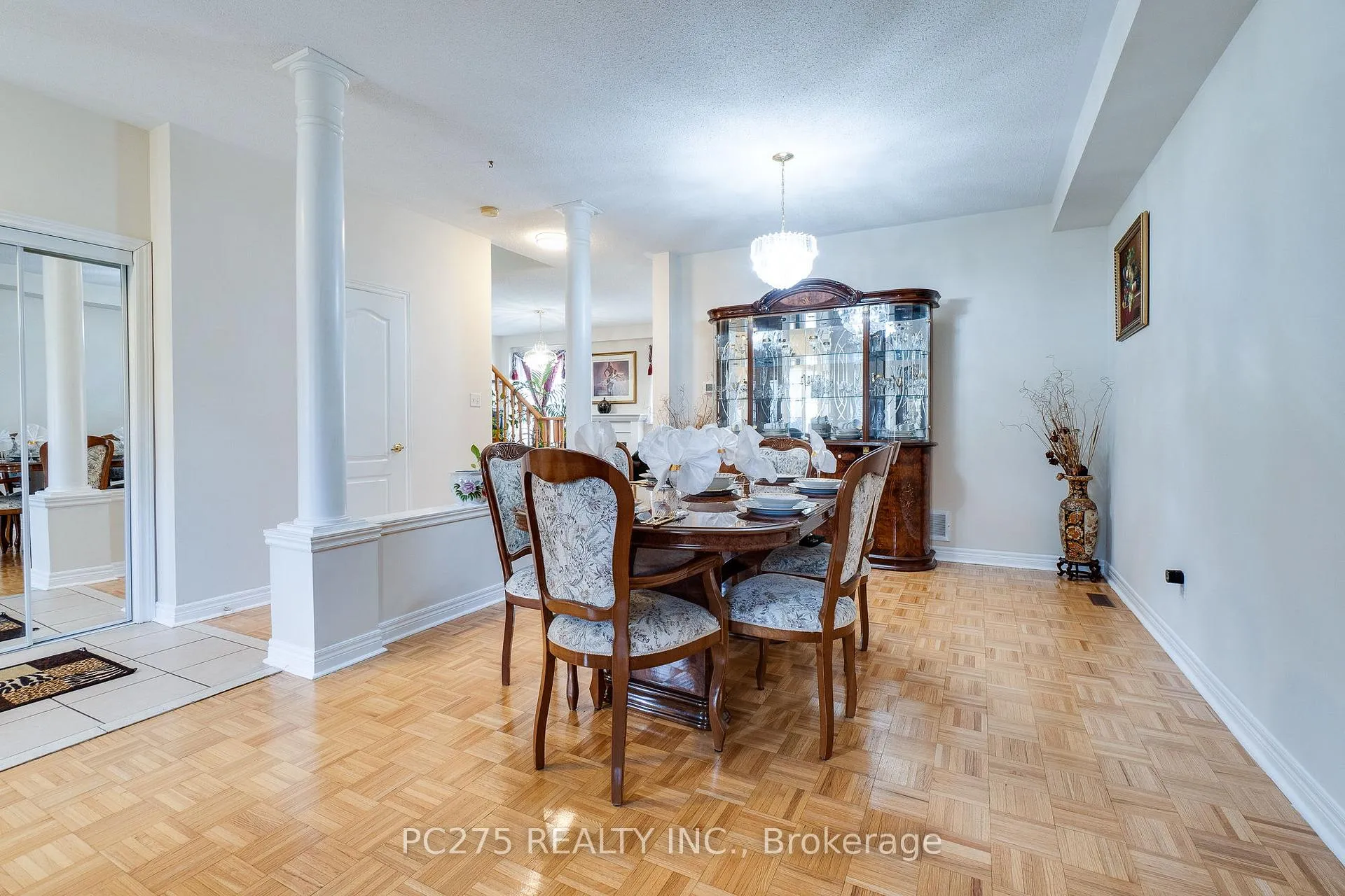 Photo 11 of 24 Wheatfield Drive, Vaughan, Vellore Village — HOMEH
