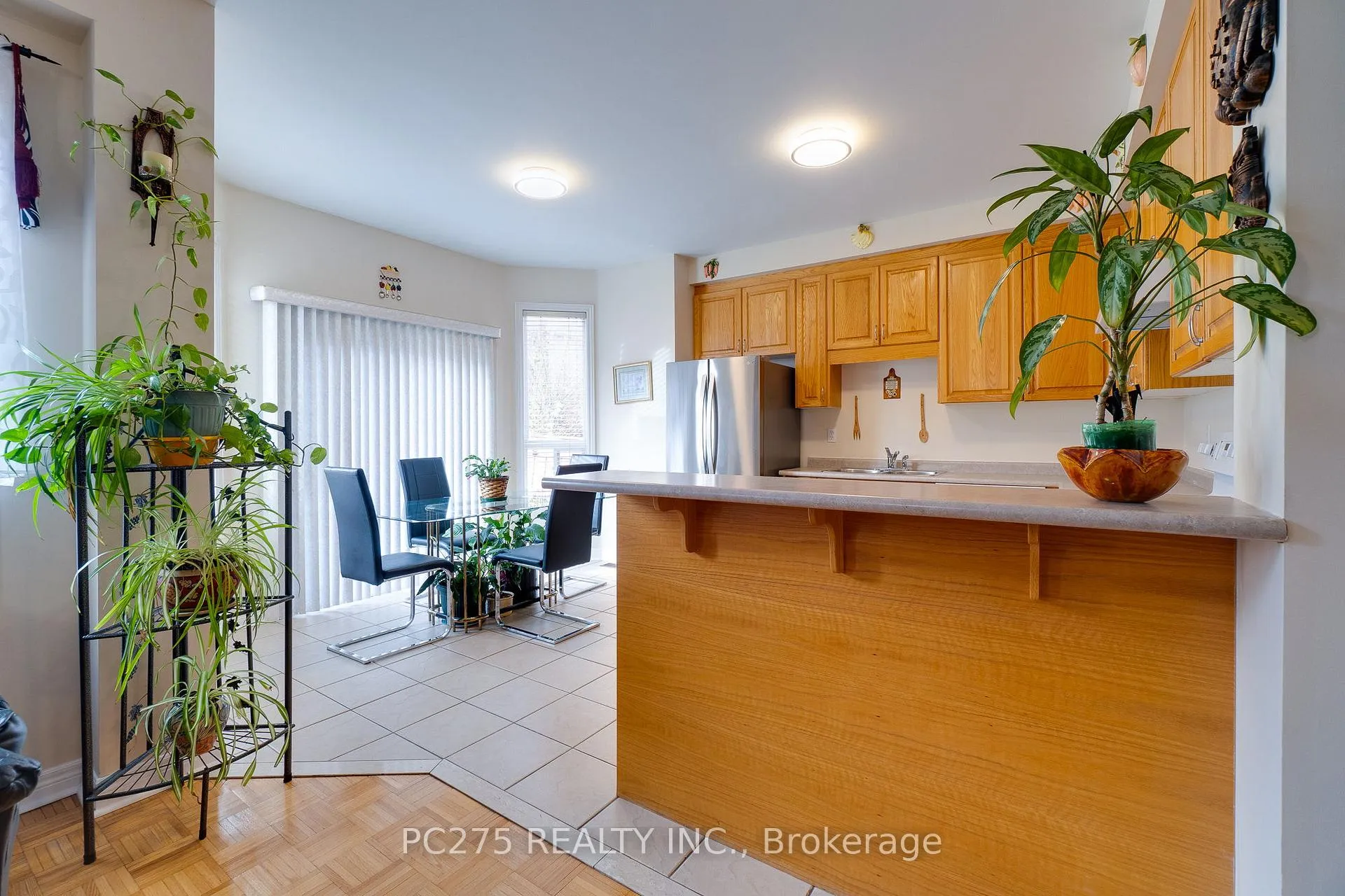 Photo 17 of 24 Wheatfield Drive, Vaughan, Vellore Village — HOMEH