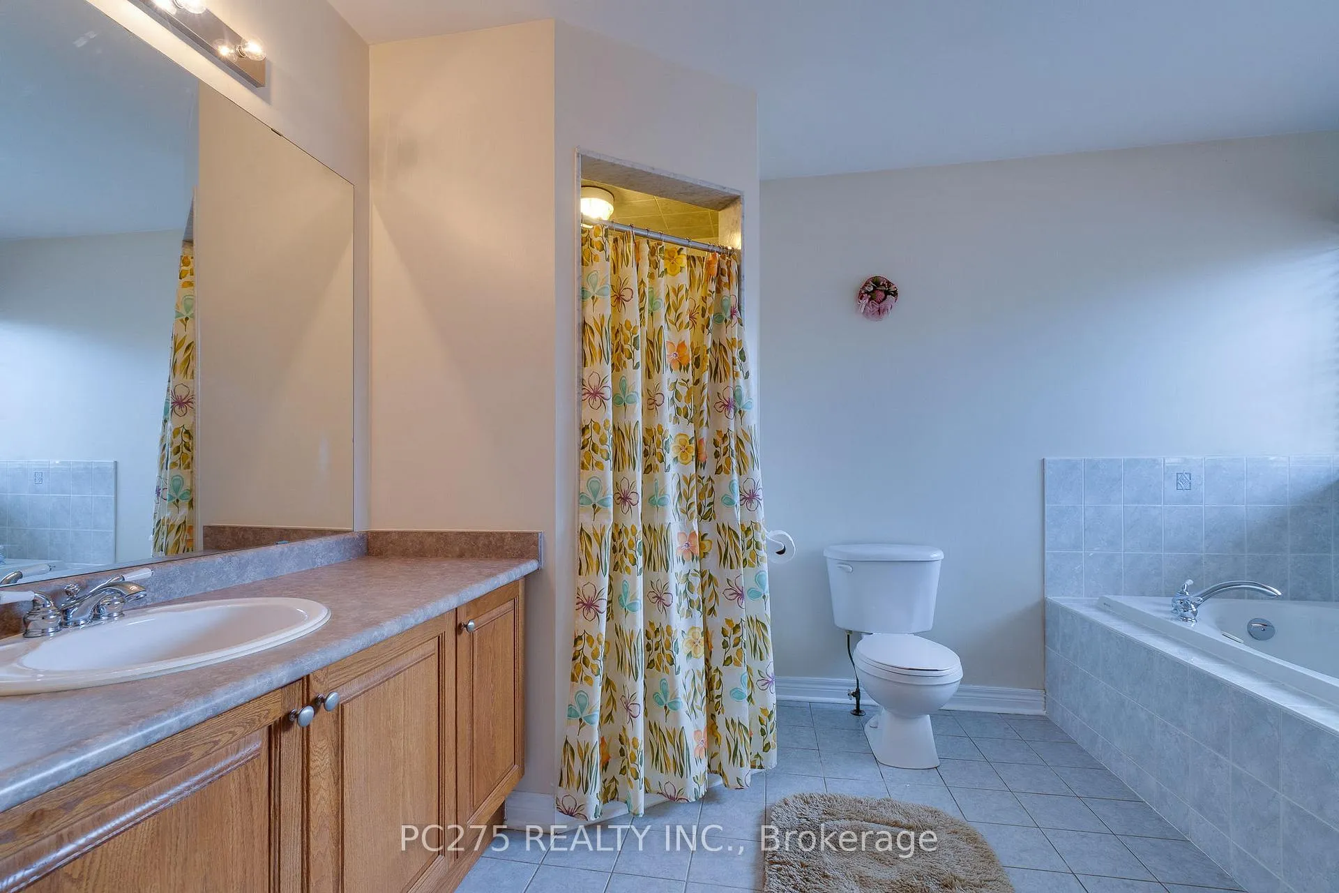 Photo 27 of 24 Wheatfield Drive, Vaughan, Vellore Village — HOMEH